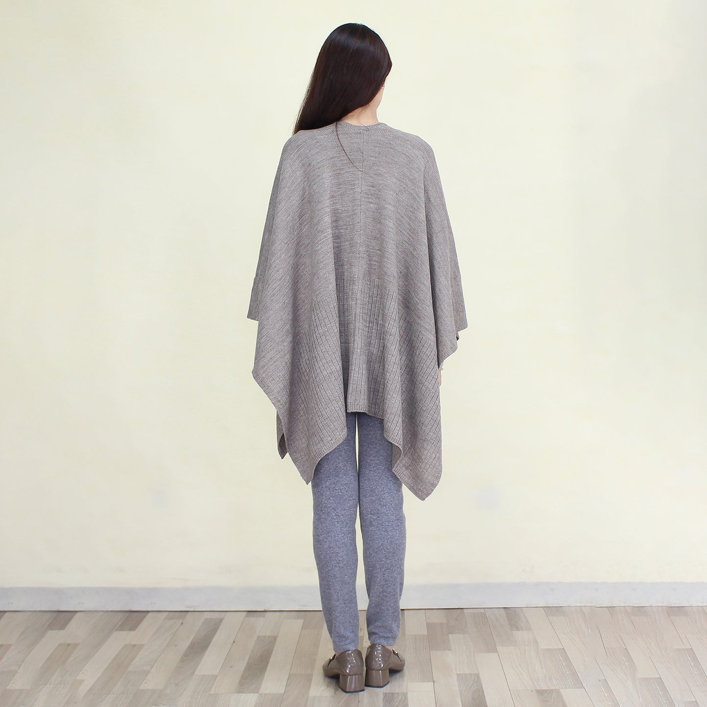 Women's cashmere shawl