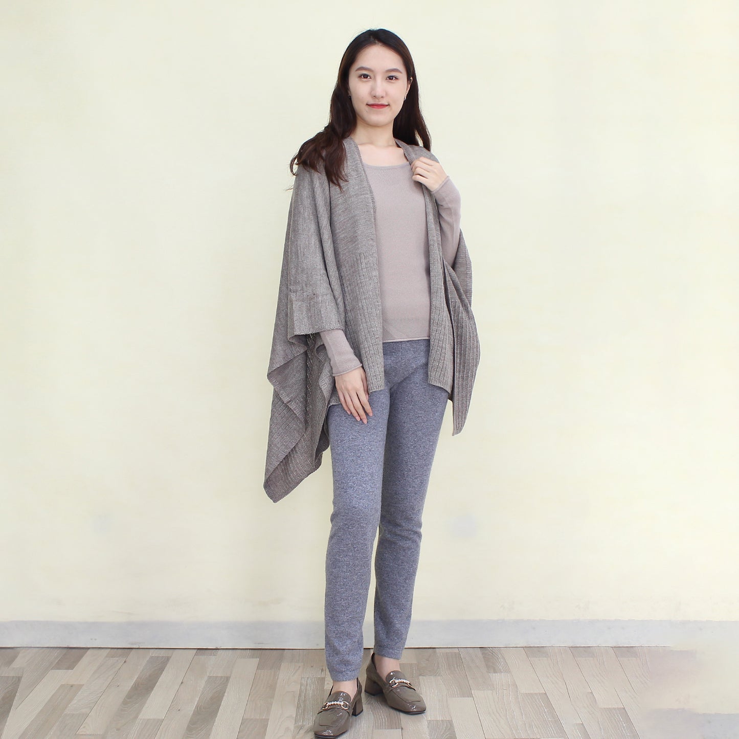Women's cashmere shawl
