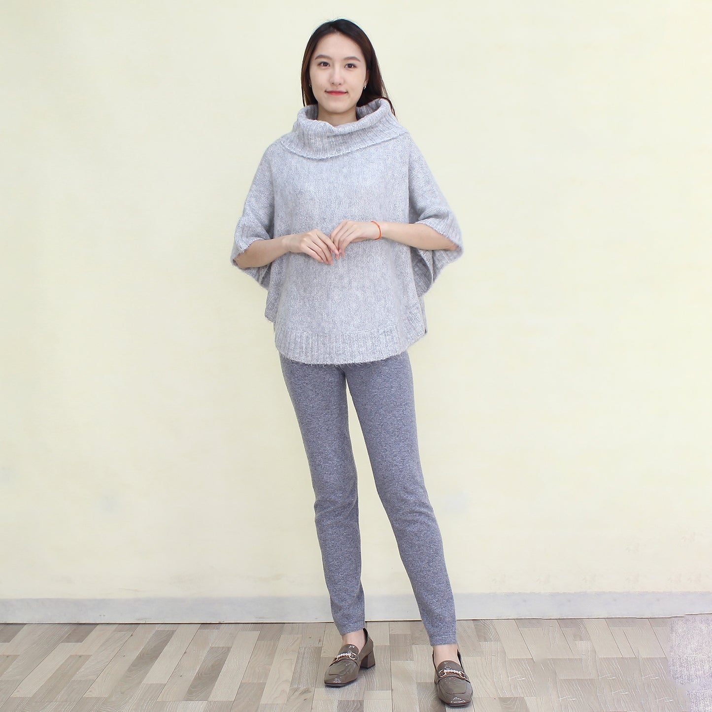 Women's cashmere shawl