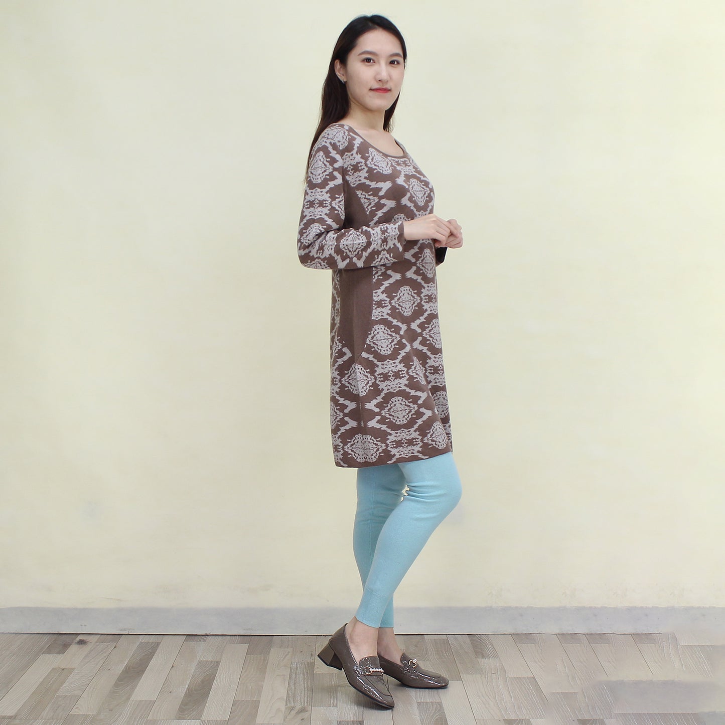 Women's cashmere pullover