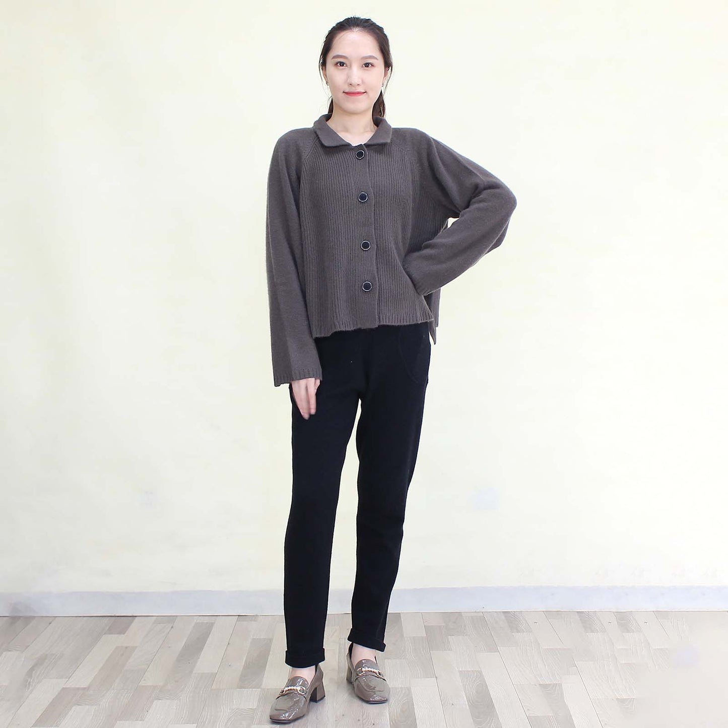 Women's cashmere cardigan