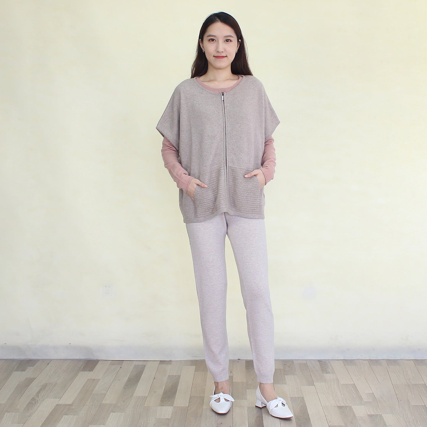 Women's cashmere cardigan