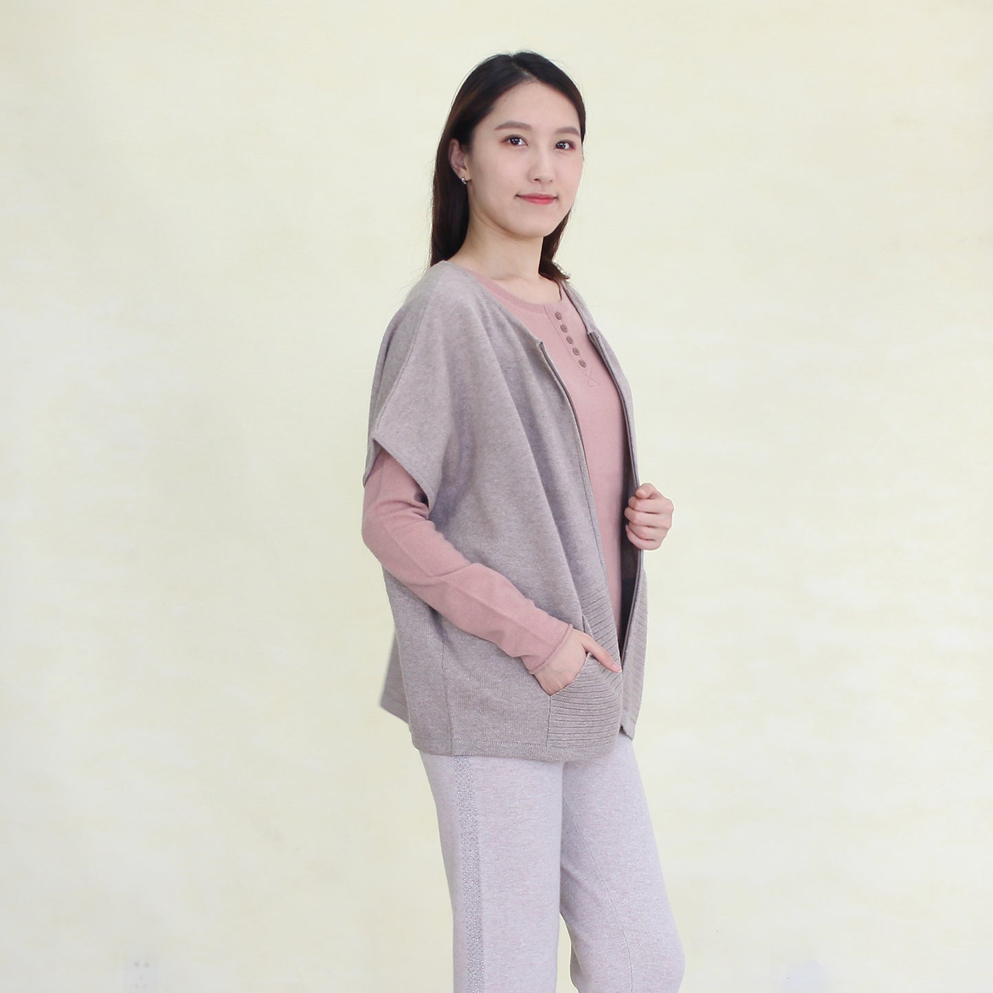 Women's cashmere cardigan