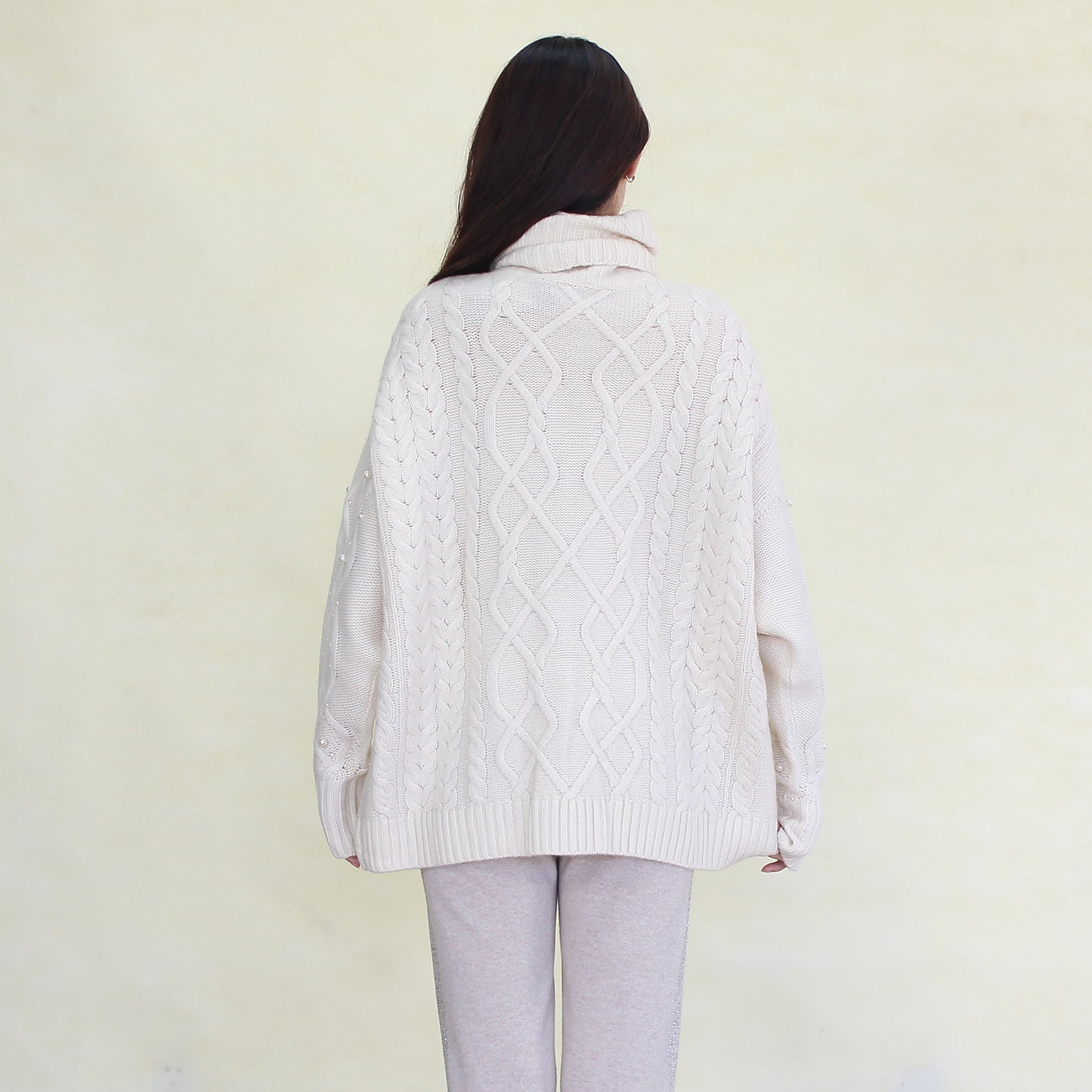 Women's cashmere pullover