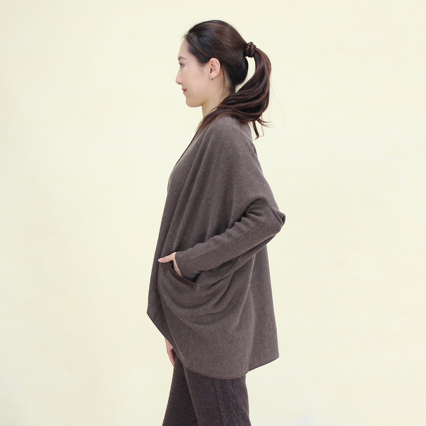 Women's cashmere shawl