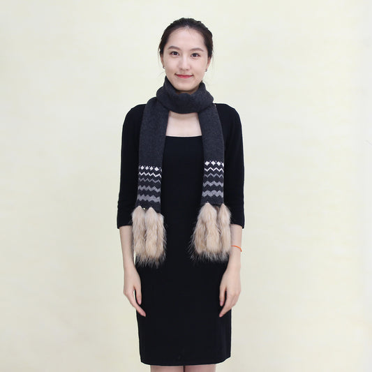 Cashmere scarf