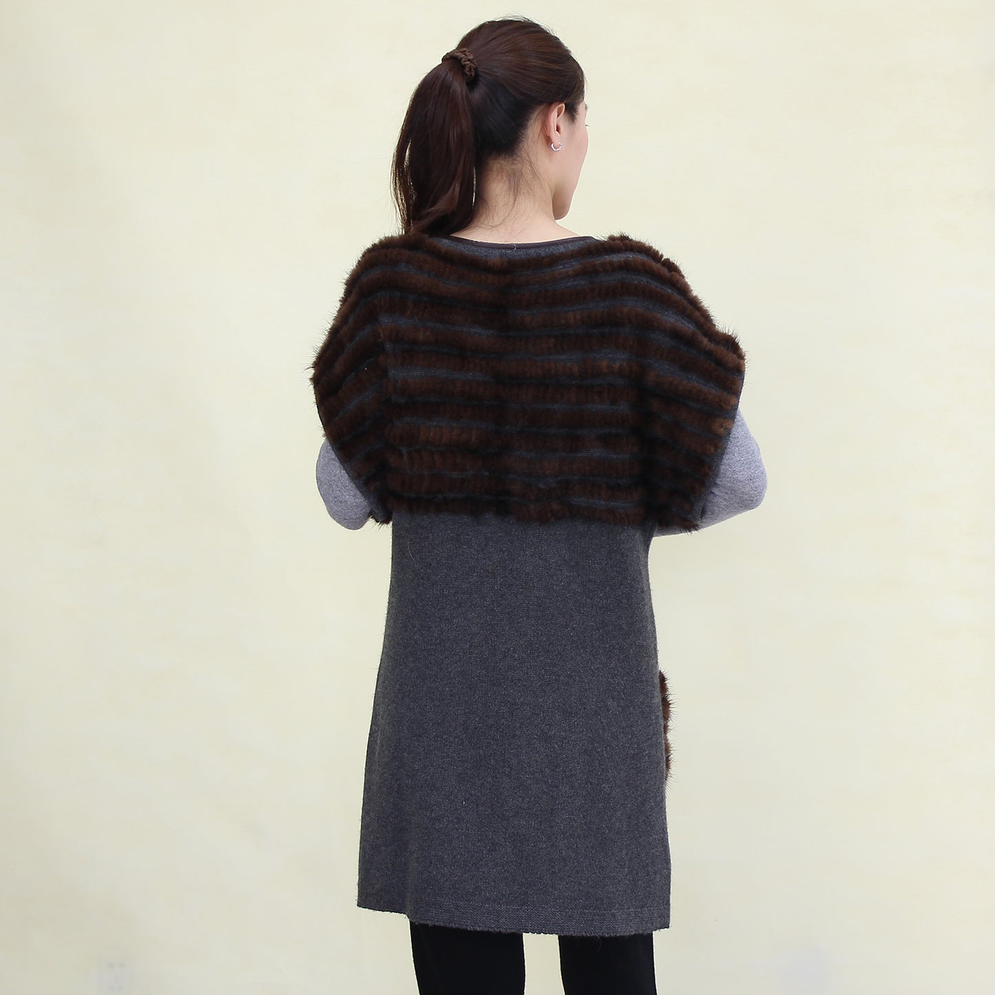 Women's cashmere with mink cardigan vest