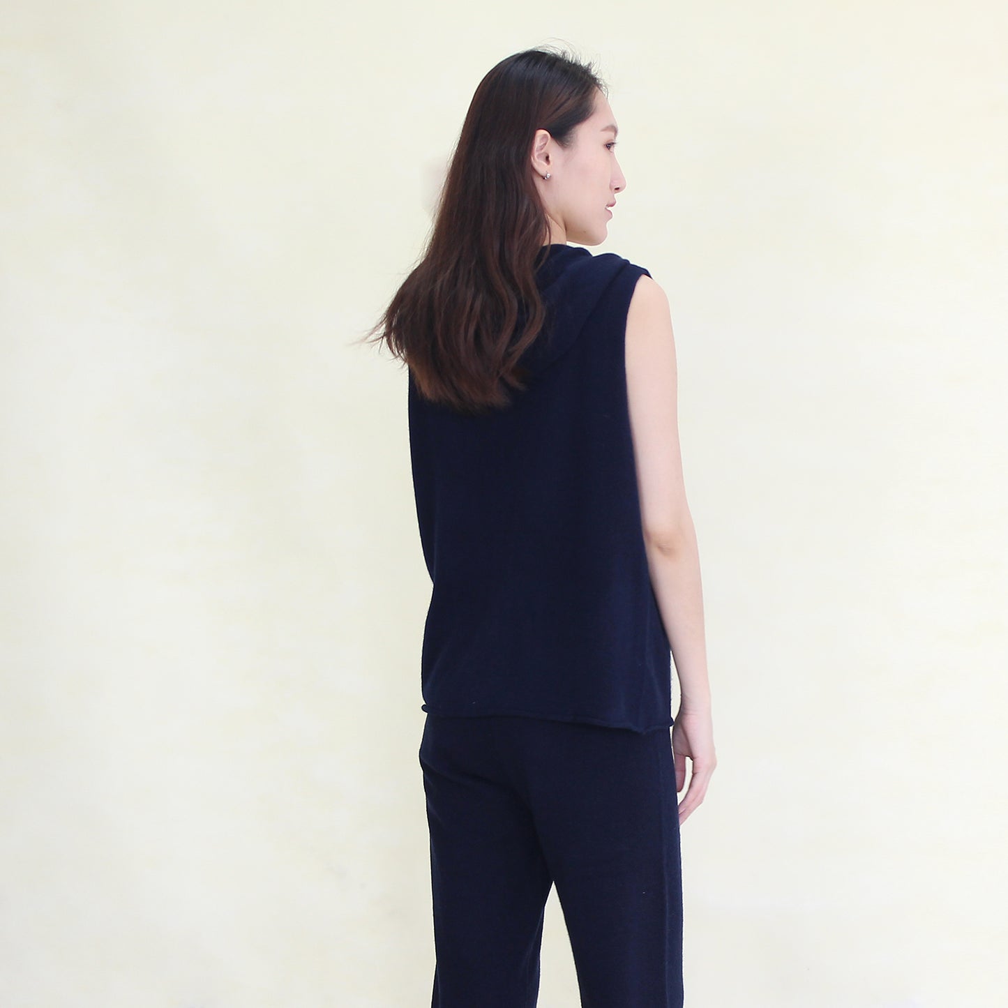 Women's cashmere vest
