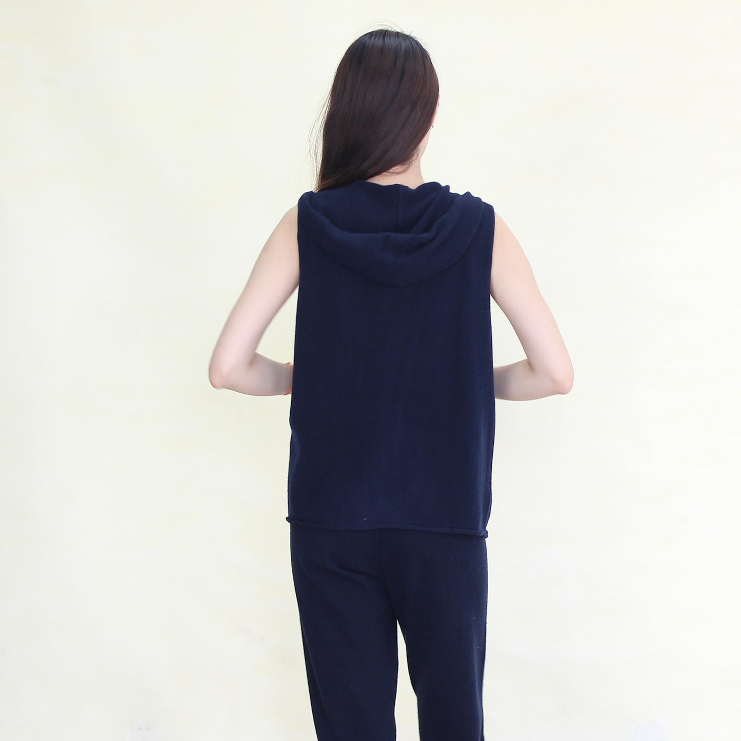 Women's cashmere vest