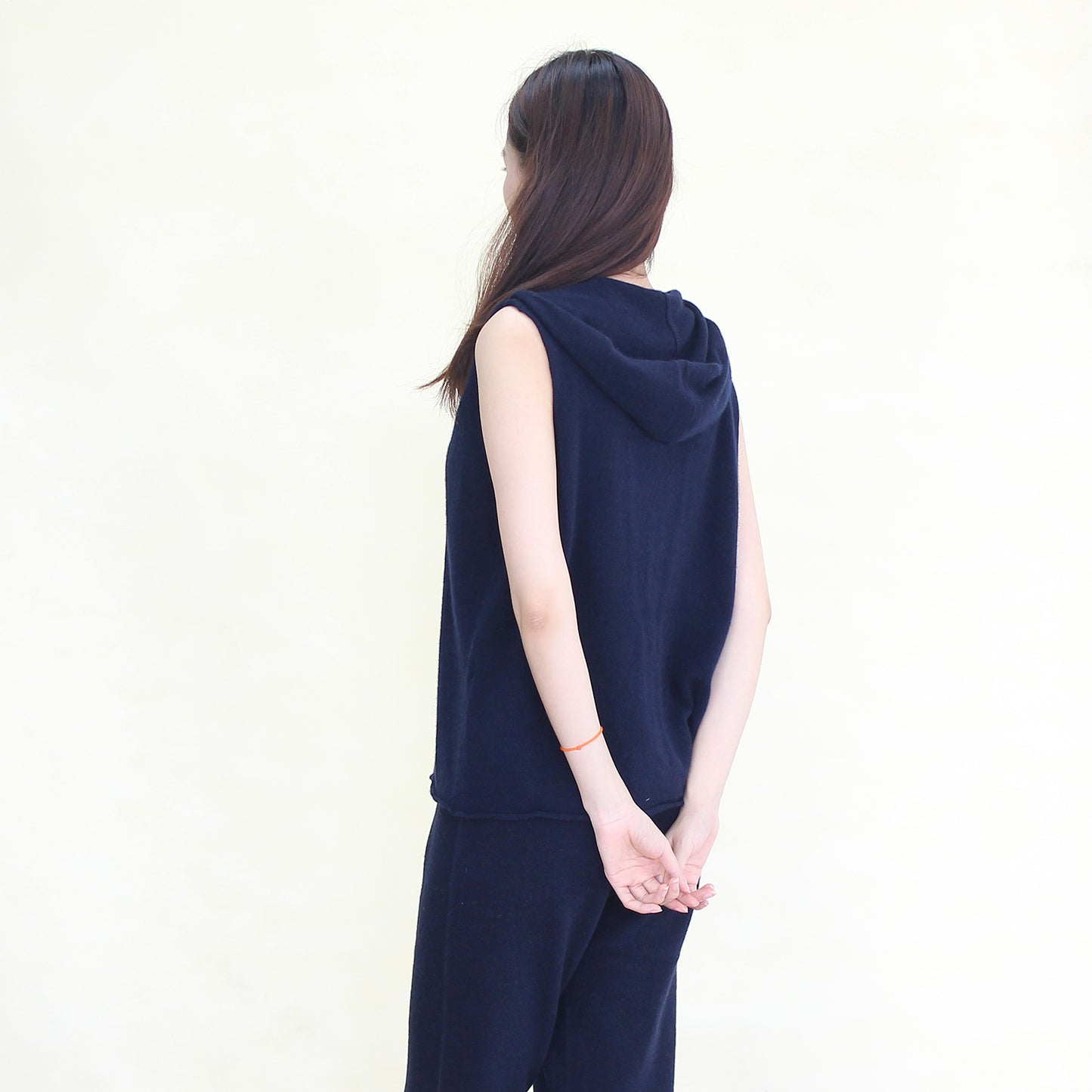 Women's cashmere vest