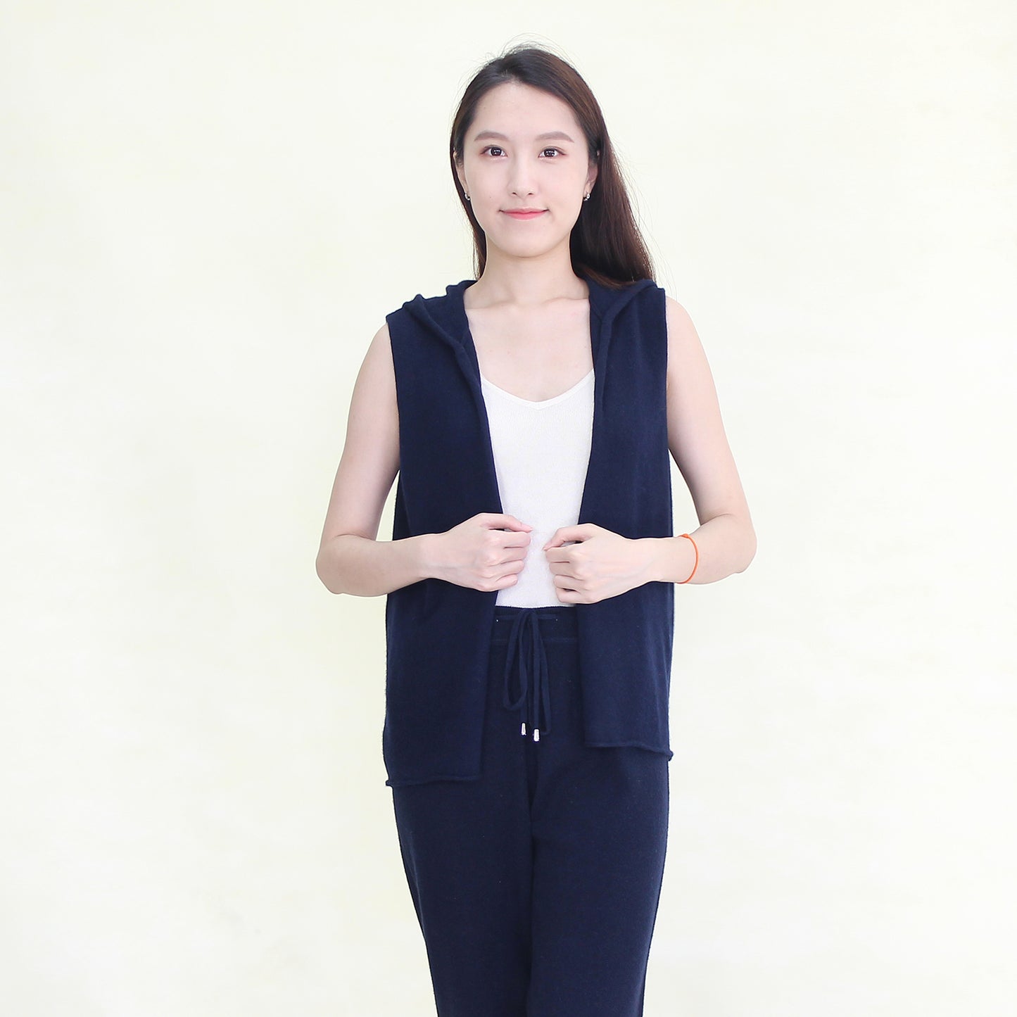 Women's cashmere vest