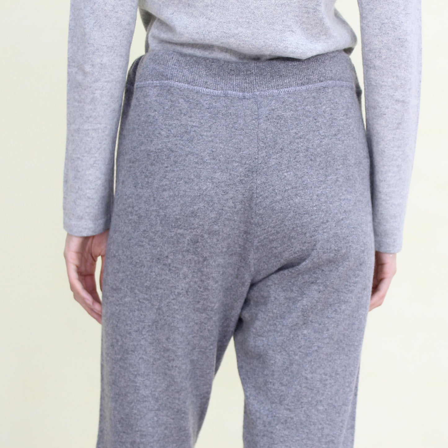 Women's cashmere pants