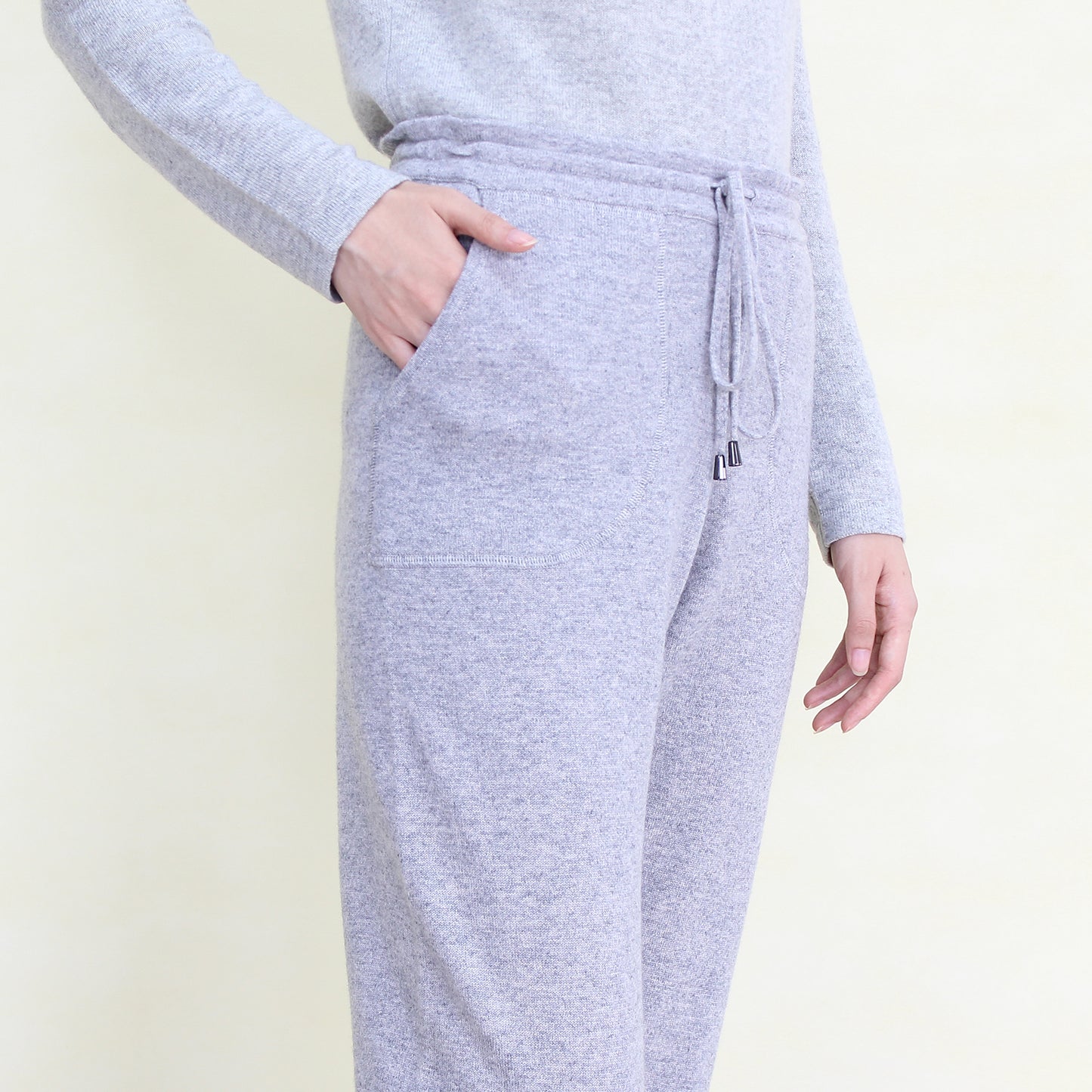 Women's cashmere pants