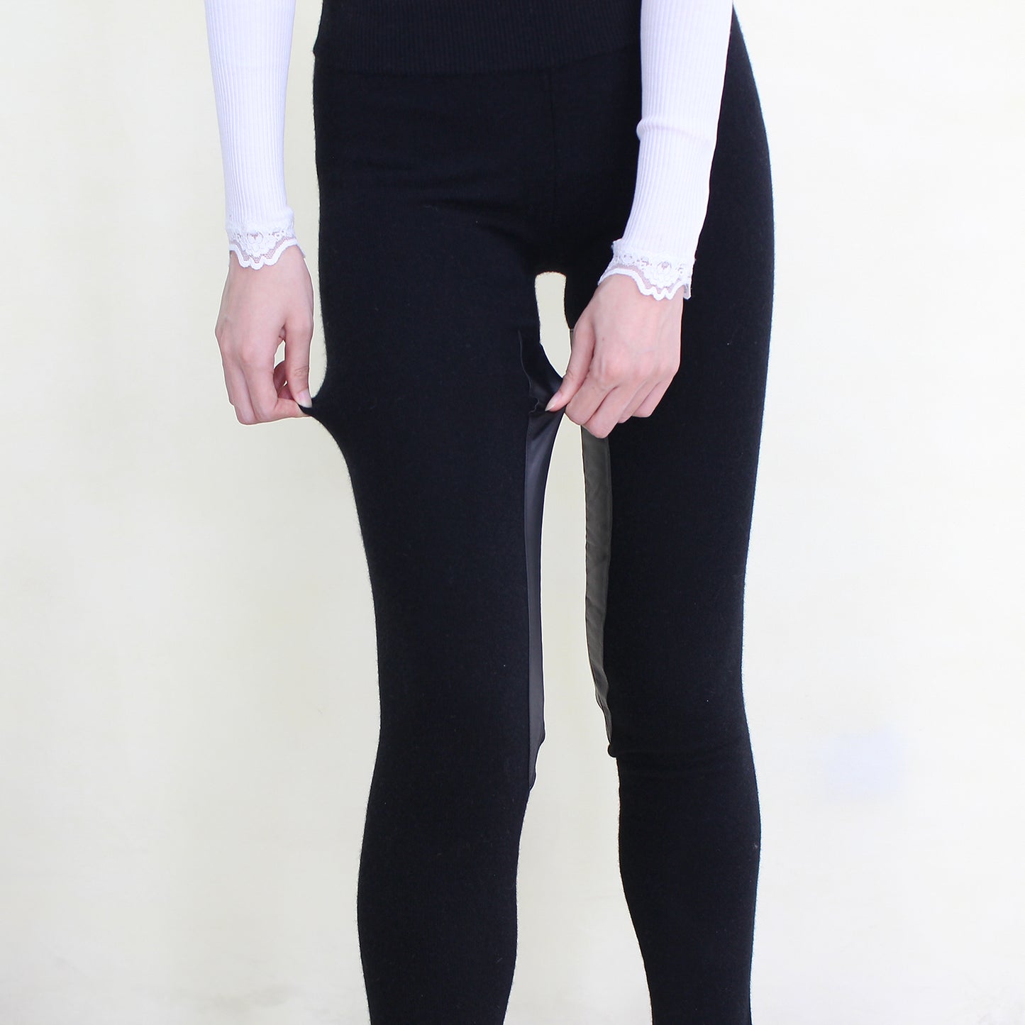 Women's cashmere pants