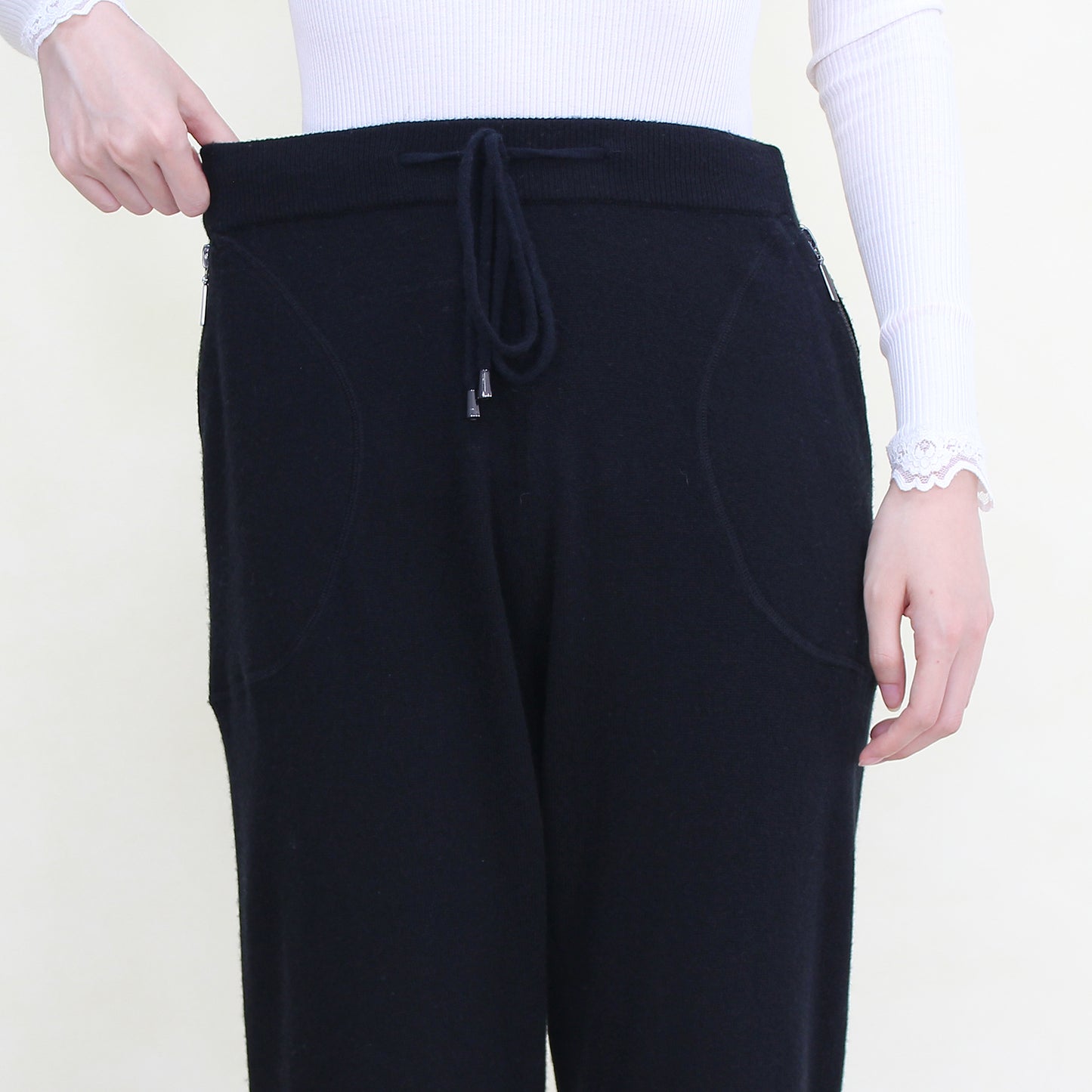 Women's cashmere pants