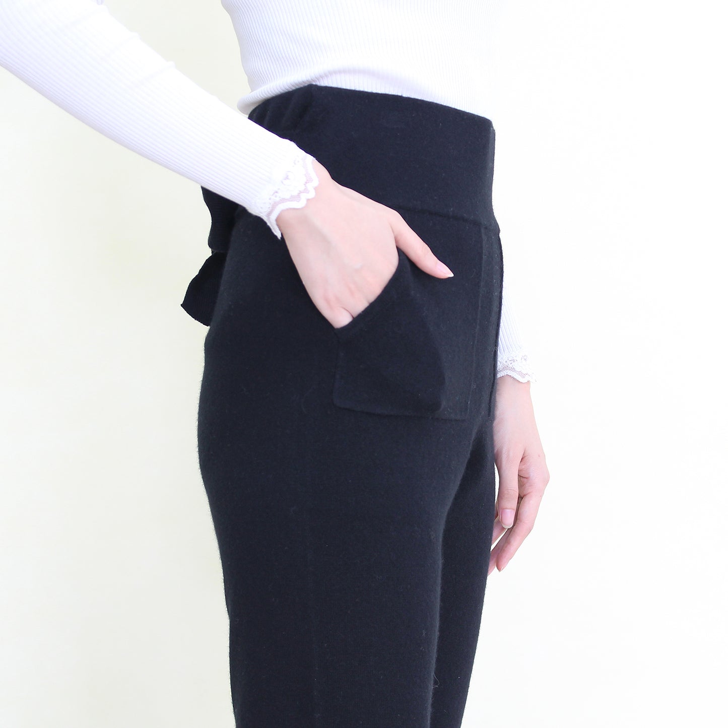 Women's cashmere pants