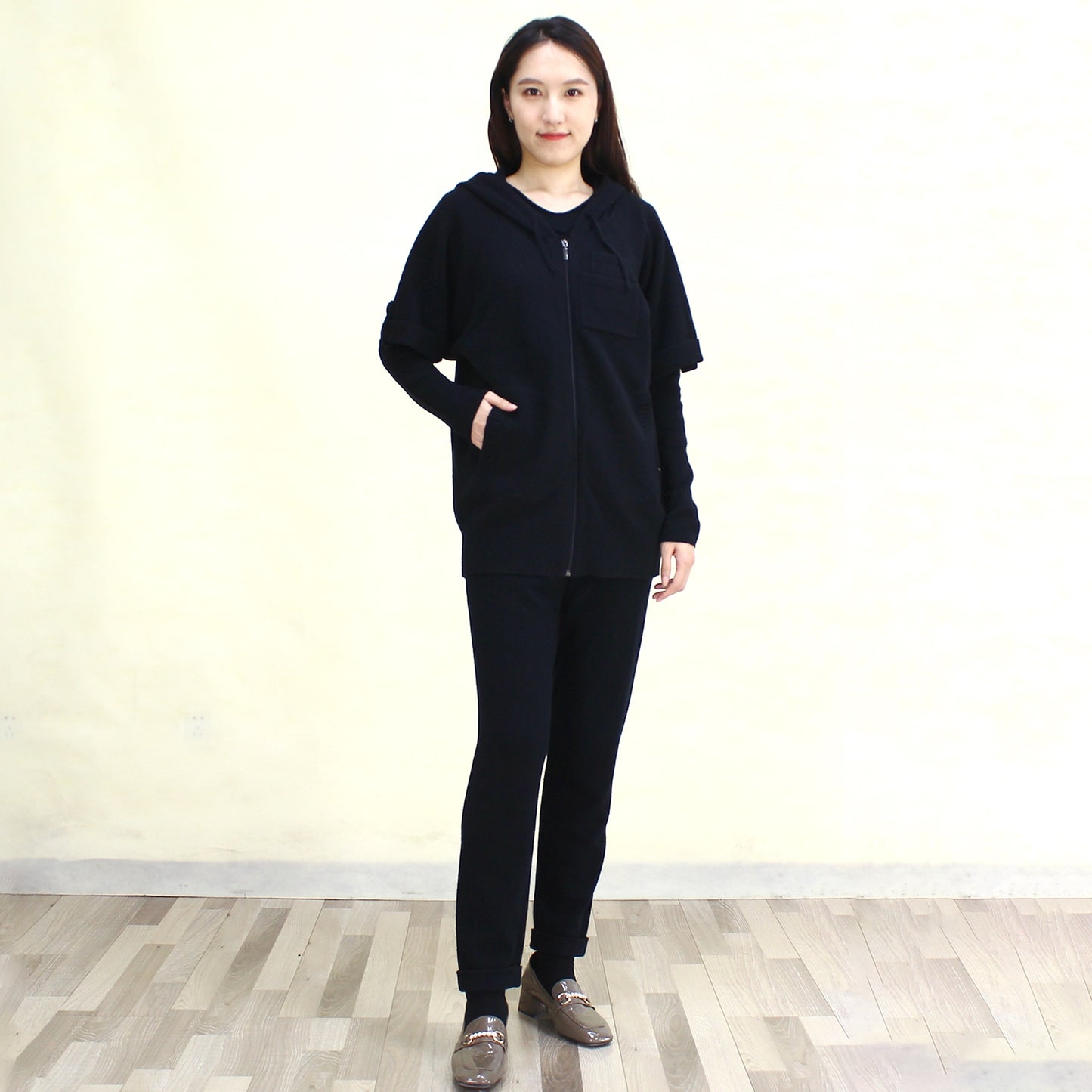 Women's cashmere cardigan