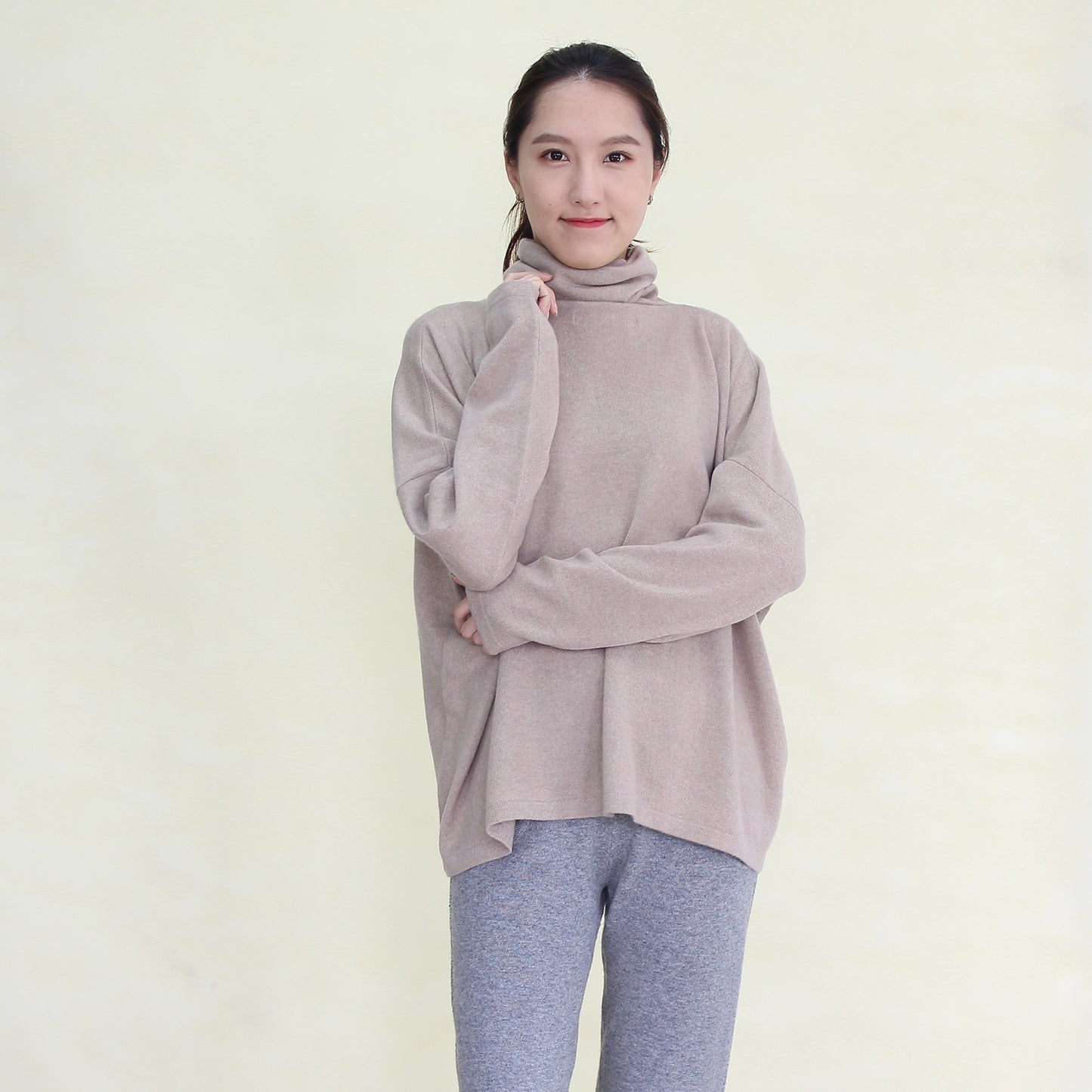 Women's cashmere pullover with mink