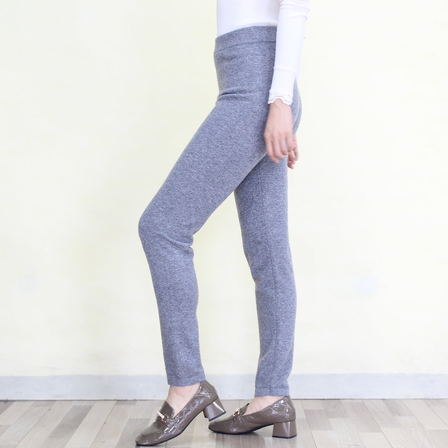 Women's cashmere pants