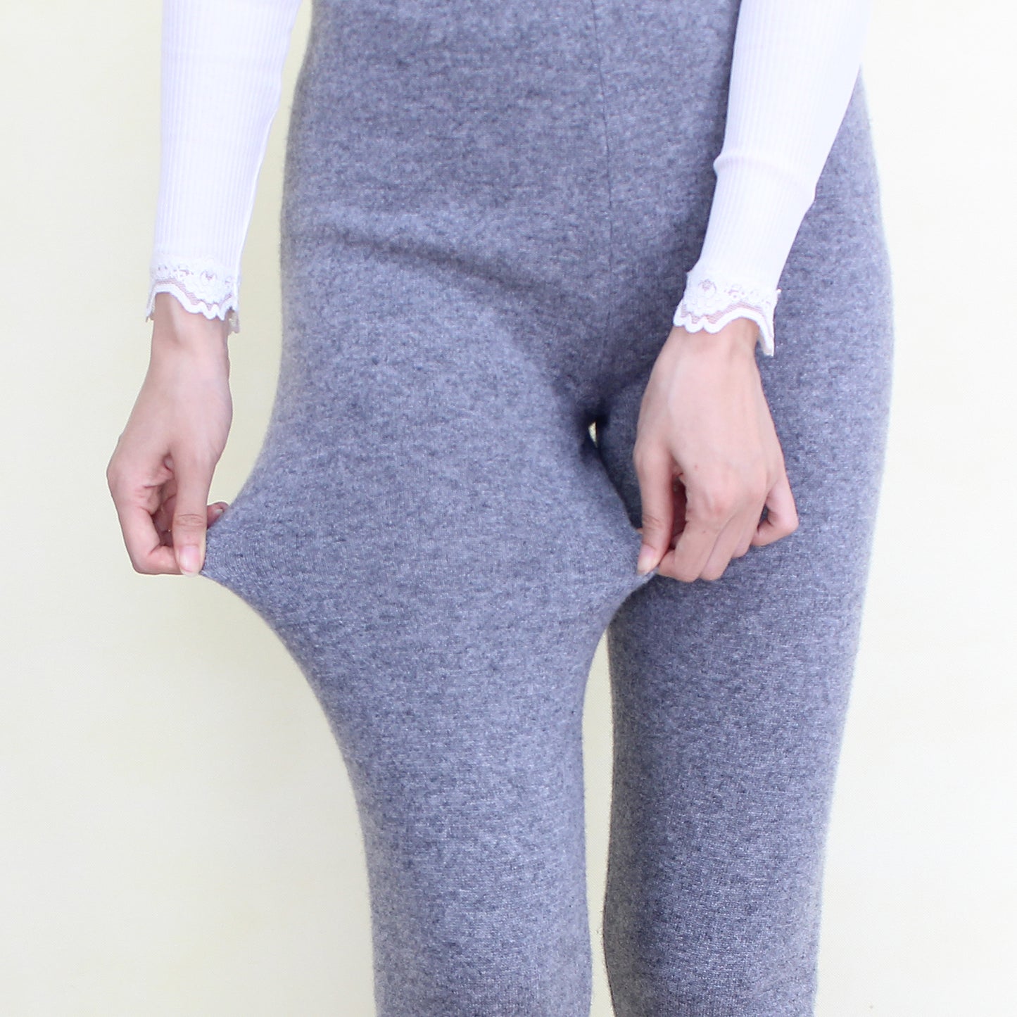 Women's cashmere pants