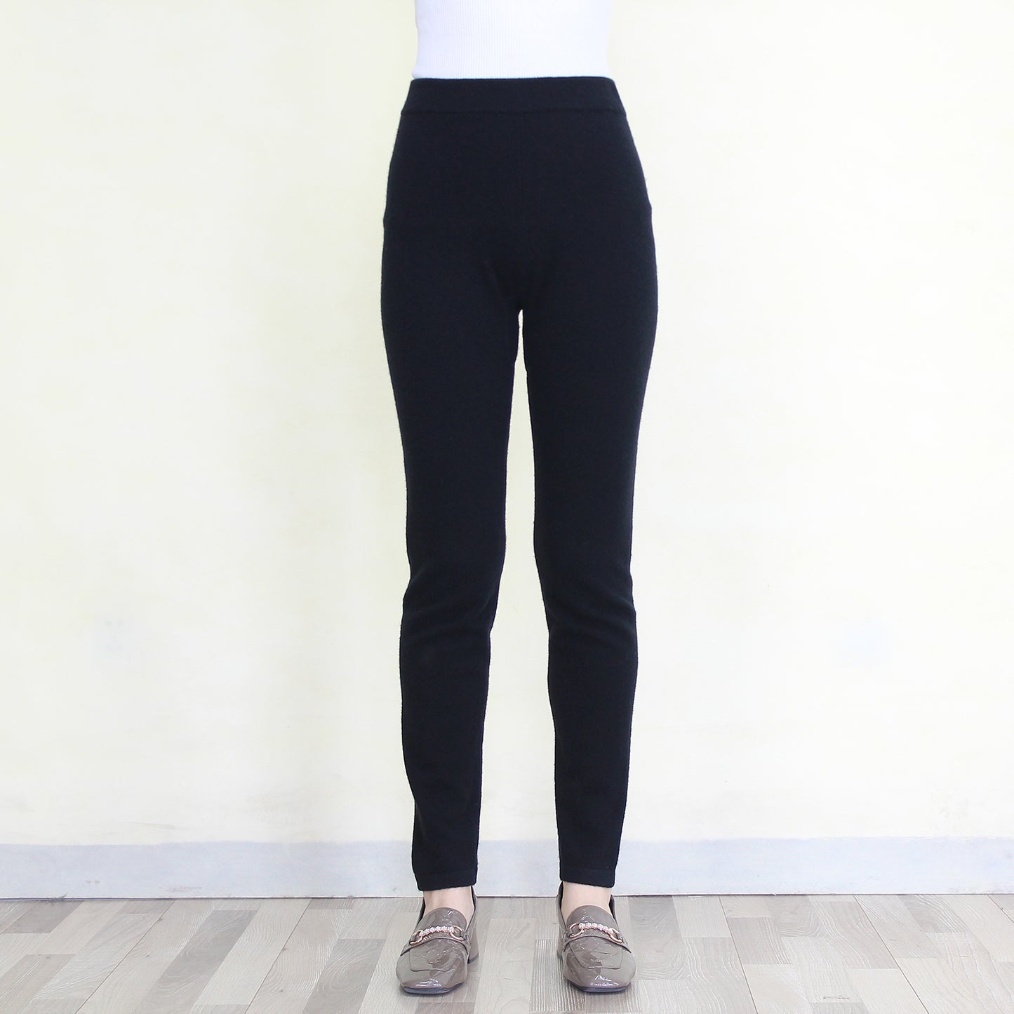 Women's cashmere pants
