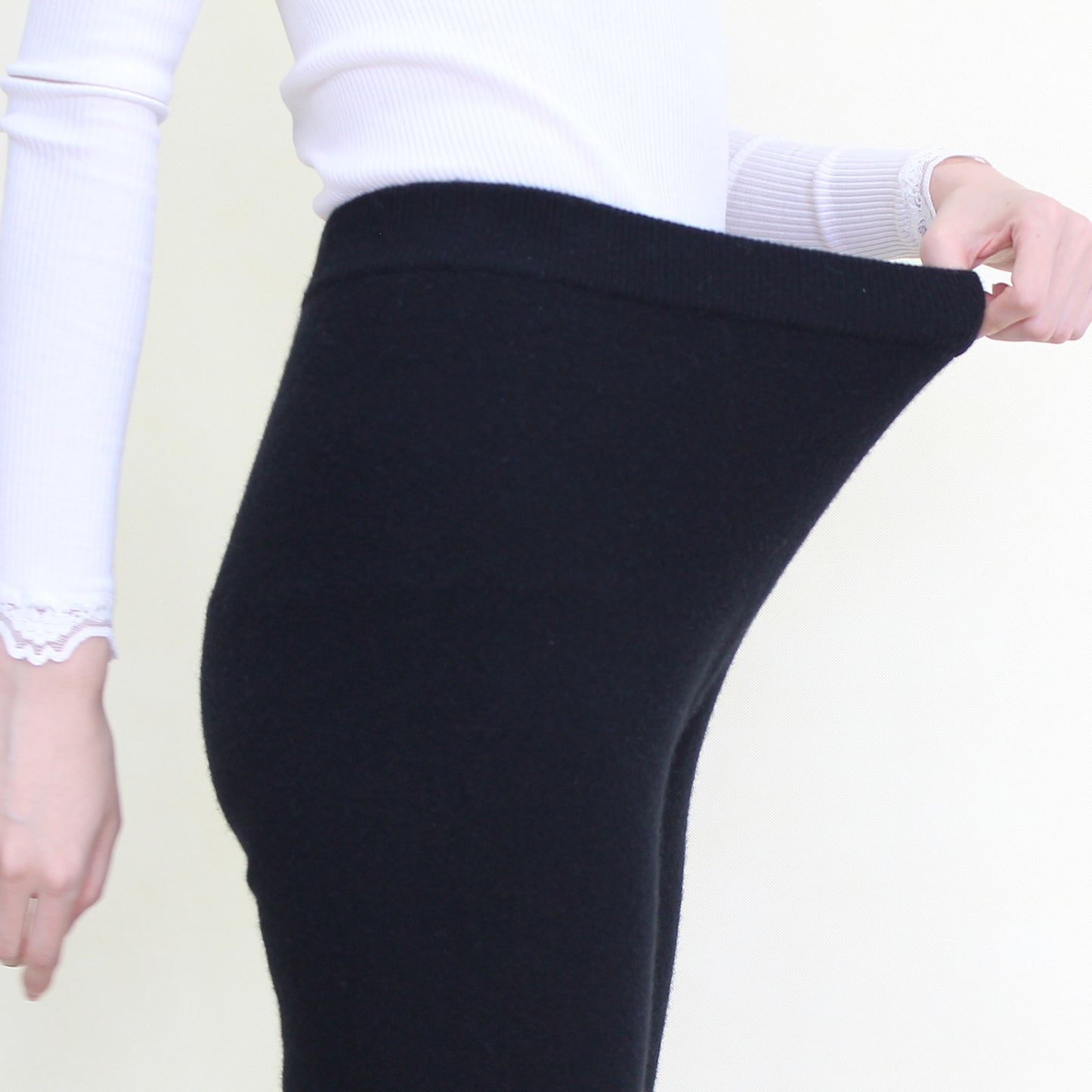 Women's cashmere pants