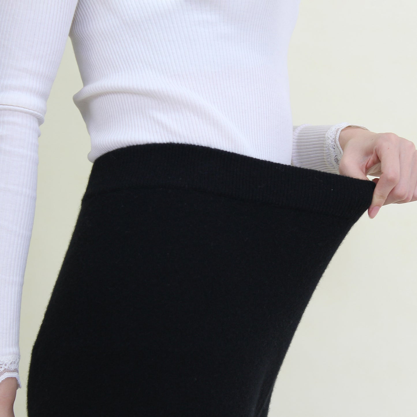 Women's cashmere pants