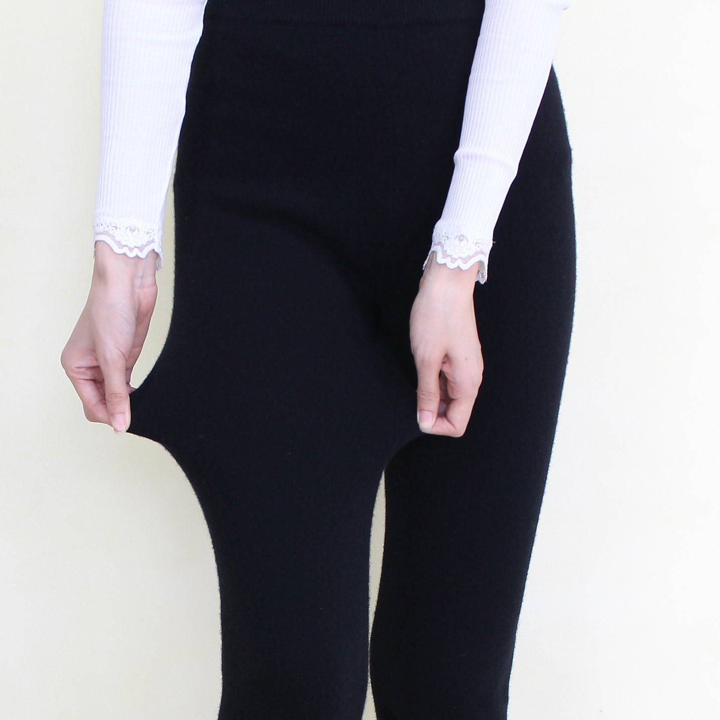 Women's cashmere pants