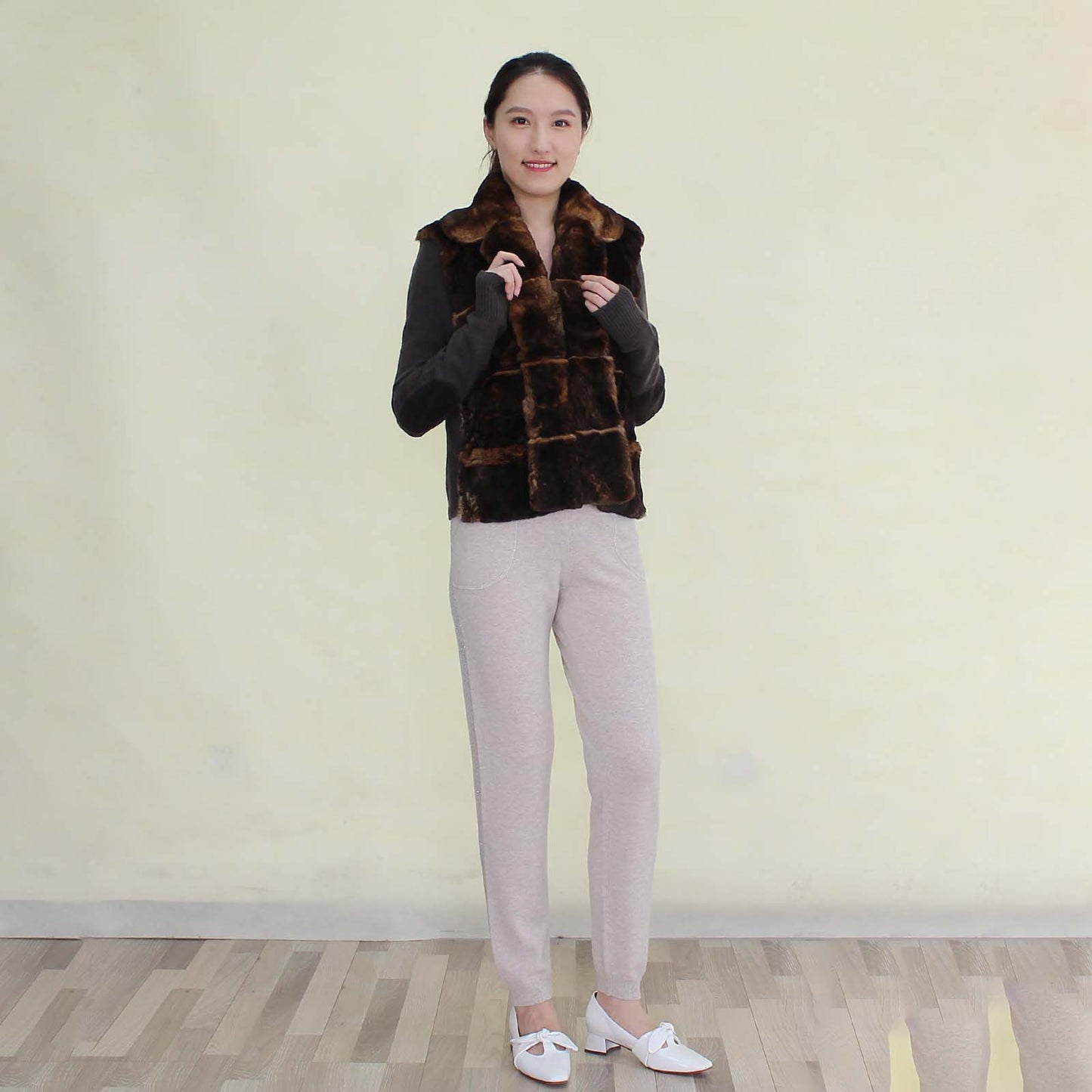 Women's cashmere cardigan with rex rabbit