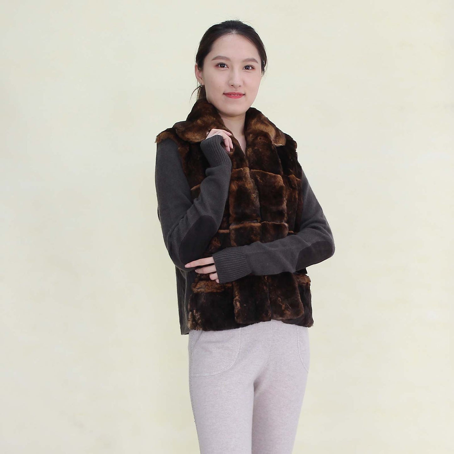 Women's cashmere cardigan with rex rabbit