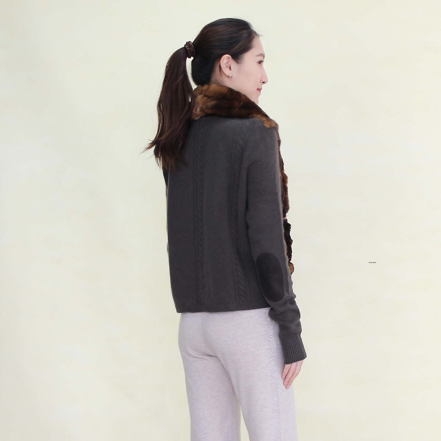 Women's cashmere cardigan with rex rabbit