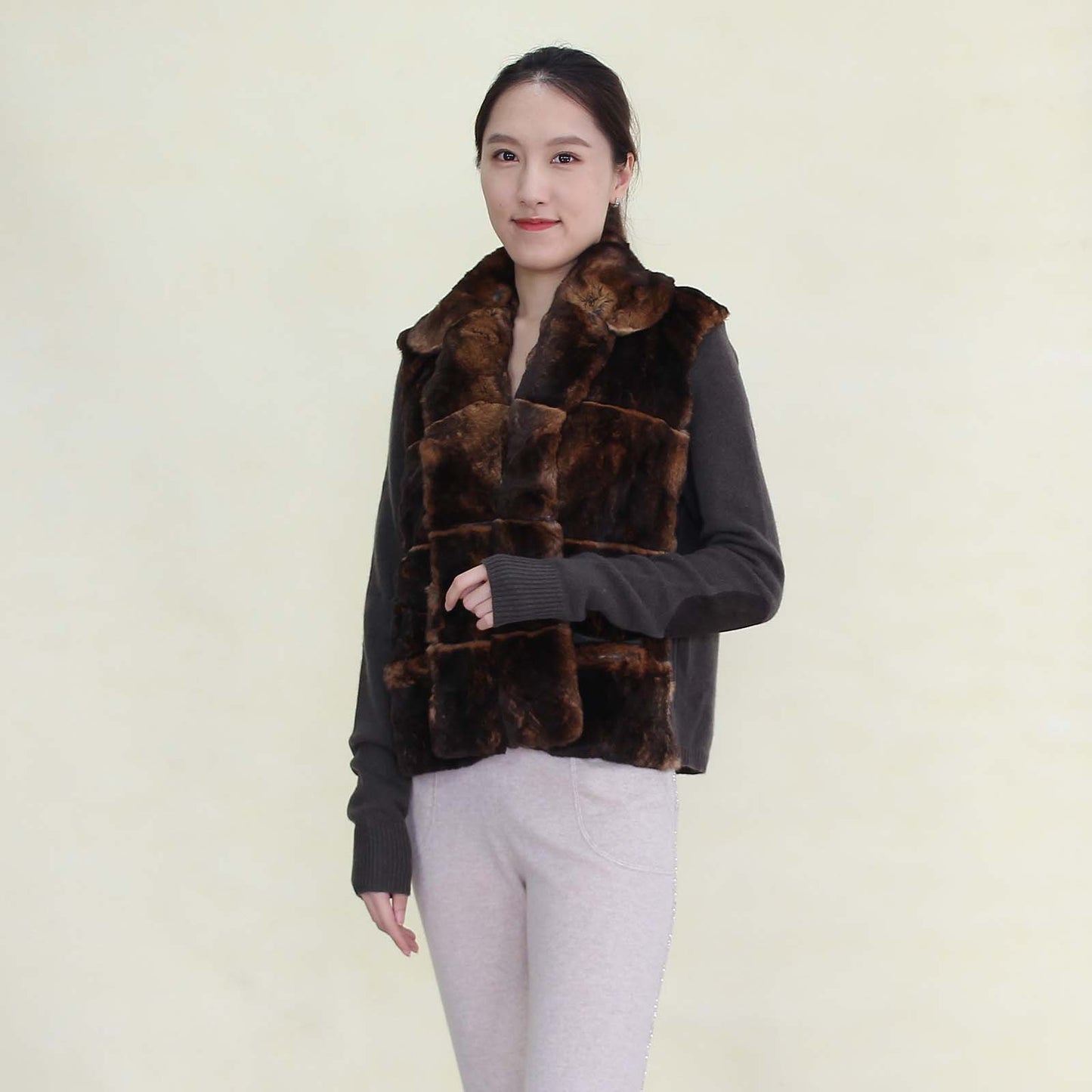 Women's cashmere cardigan with rex rabbit