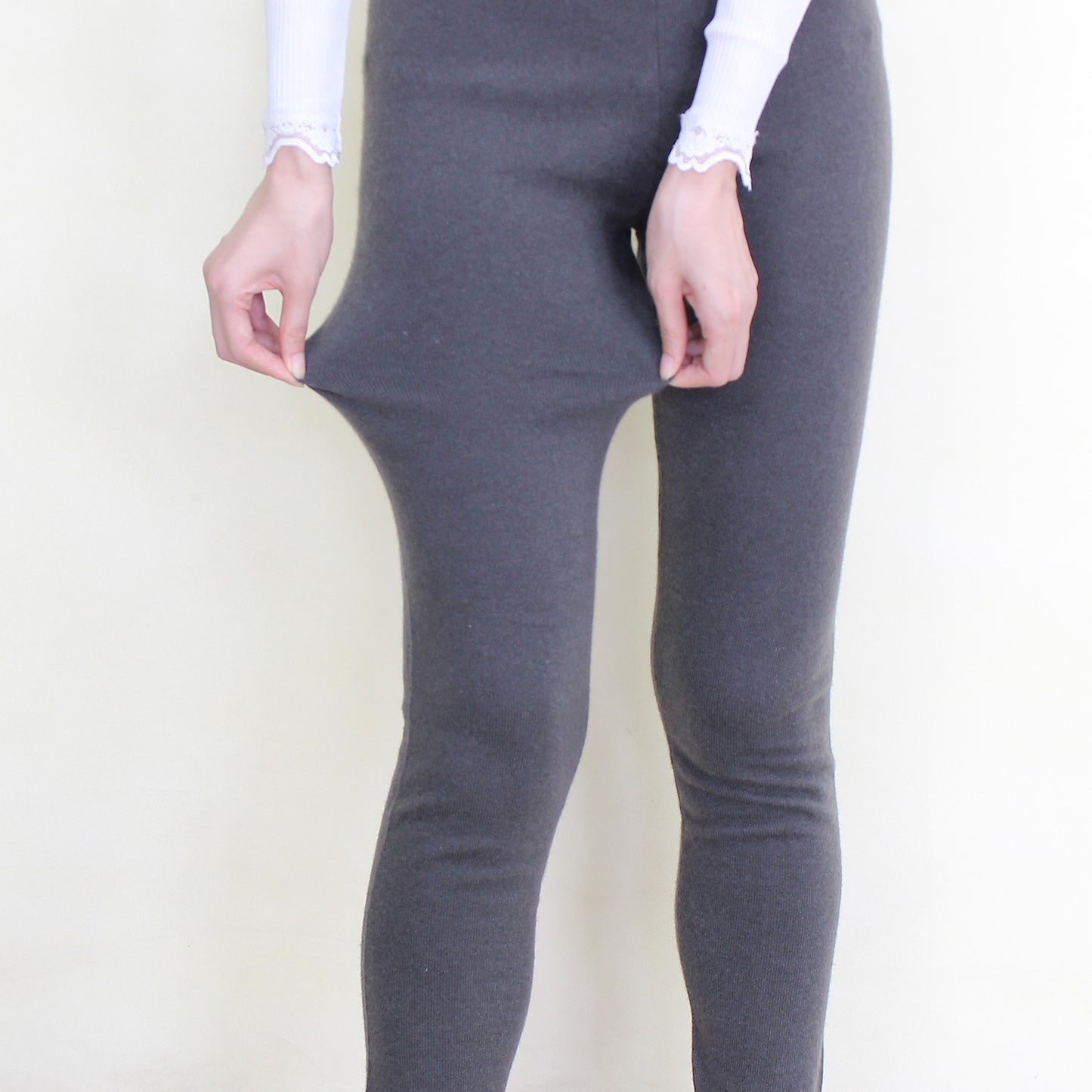 Women's cashmere pants