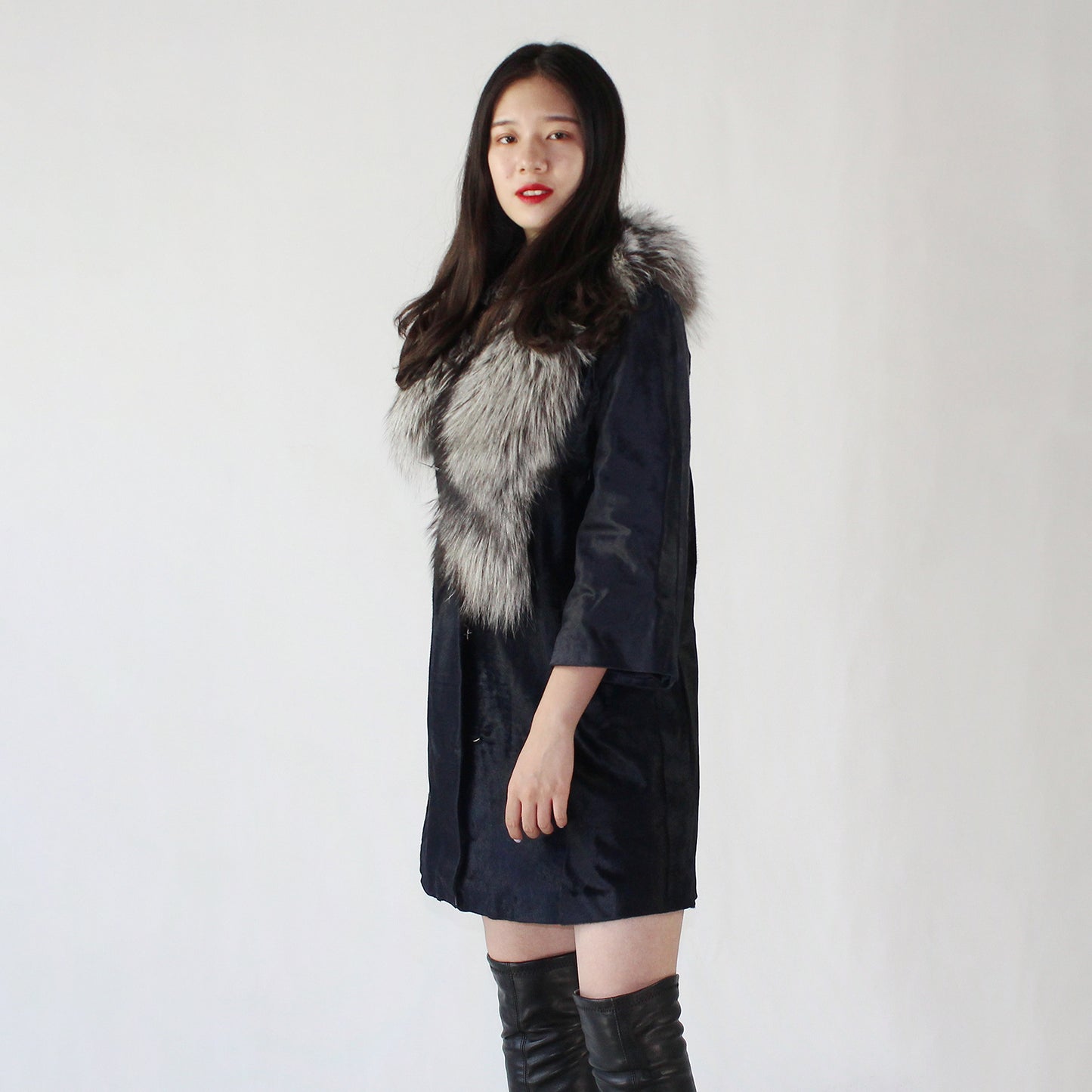 Women's calfskin coat with fox fur