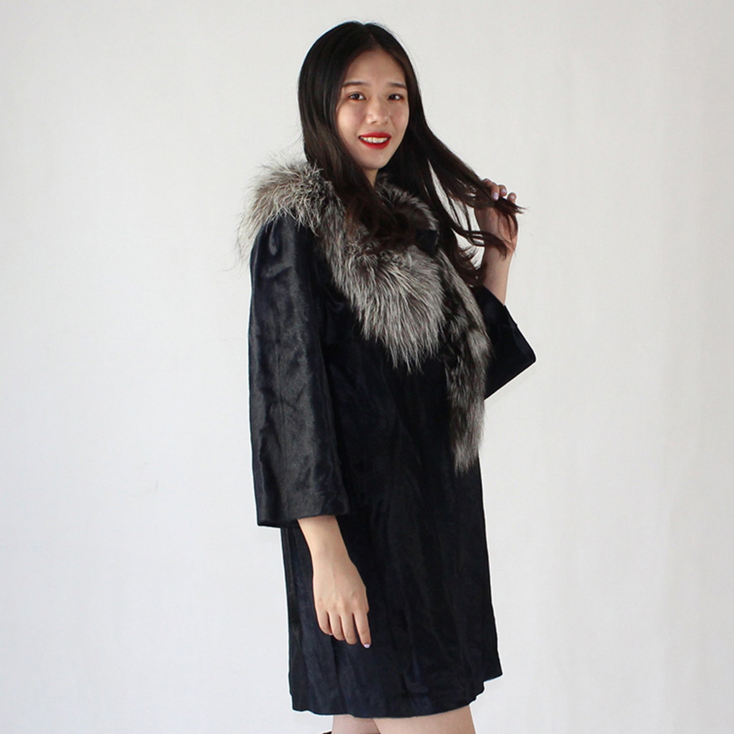 Women's calfskin coat with fox fur