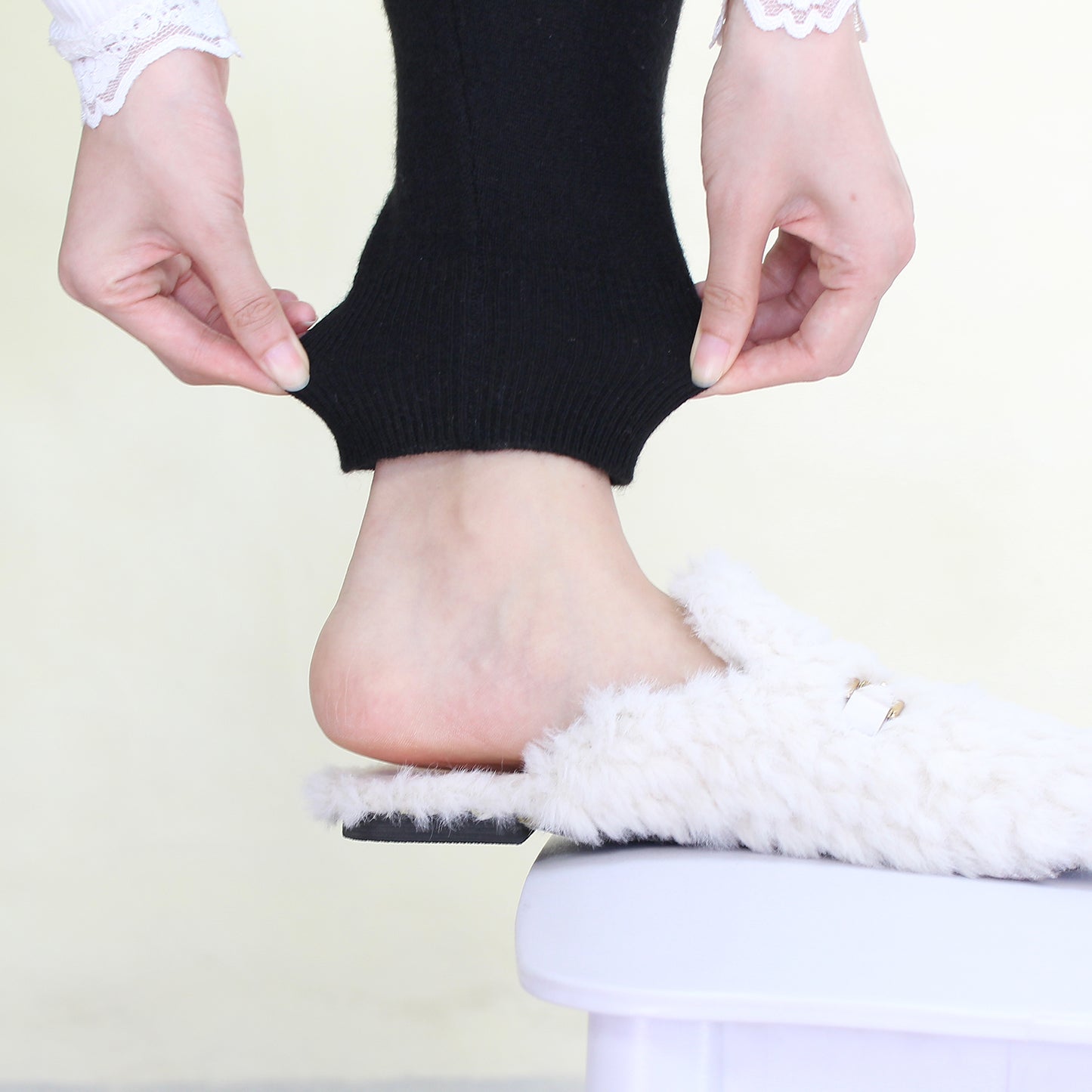 Women's cashmere pants