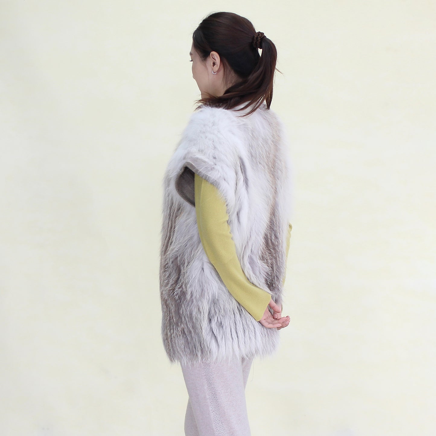 Women's fox fur vest with cashmere lining