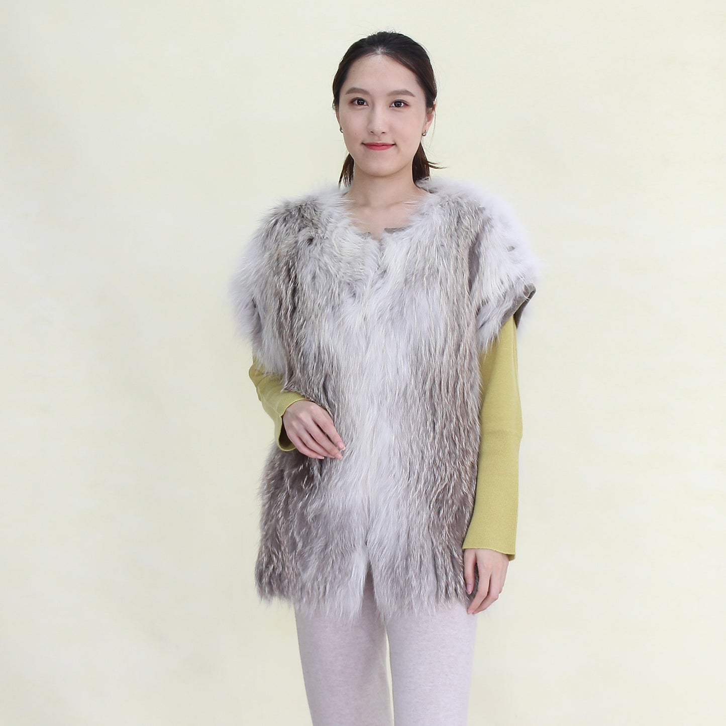 Women's fox fur vest with cashmere lining