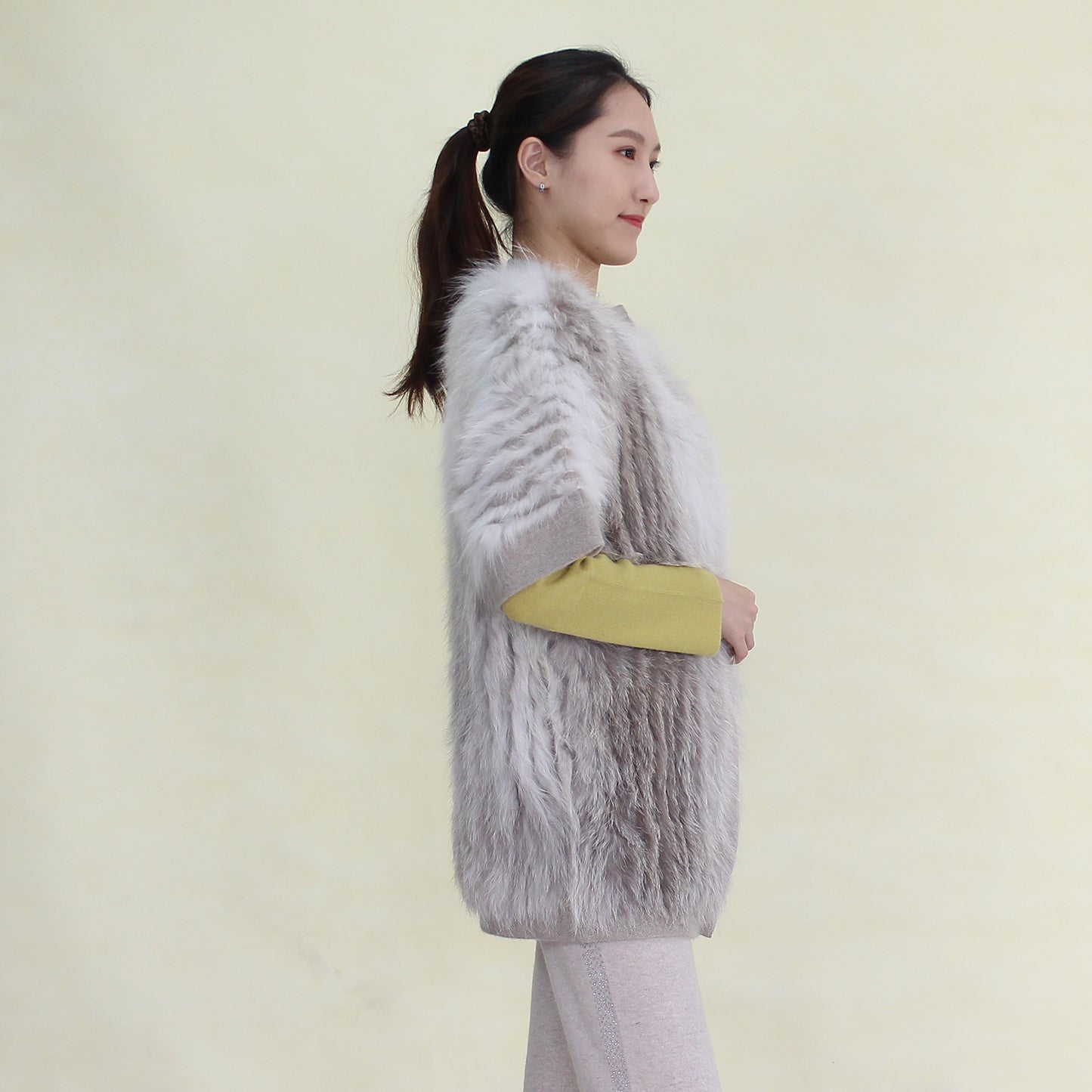 Women's cashmere cardigan with fox fur