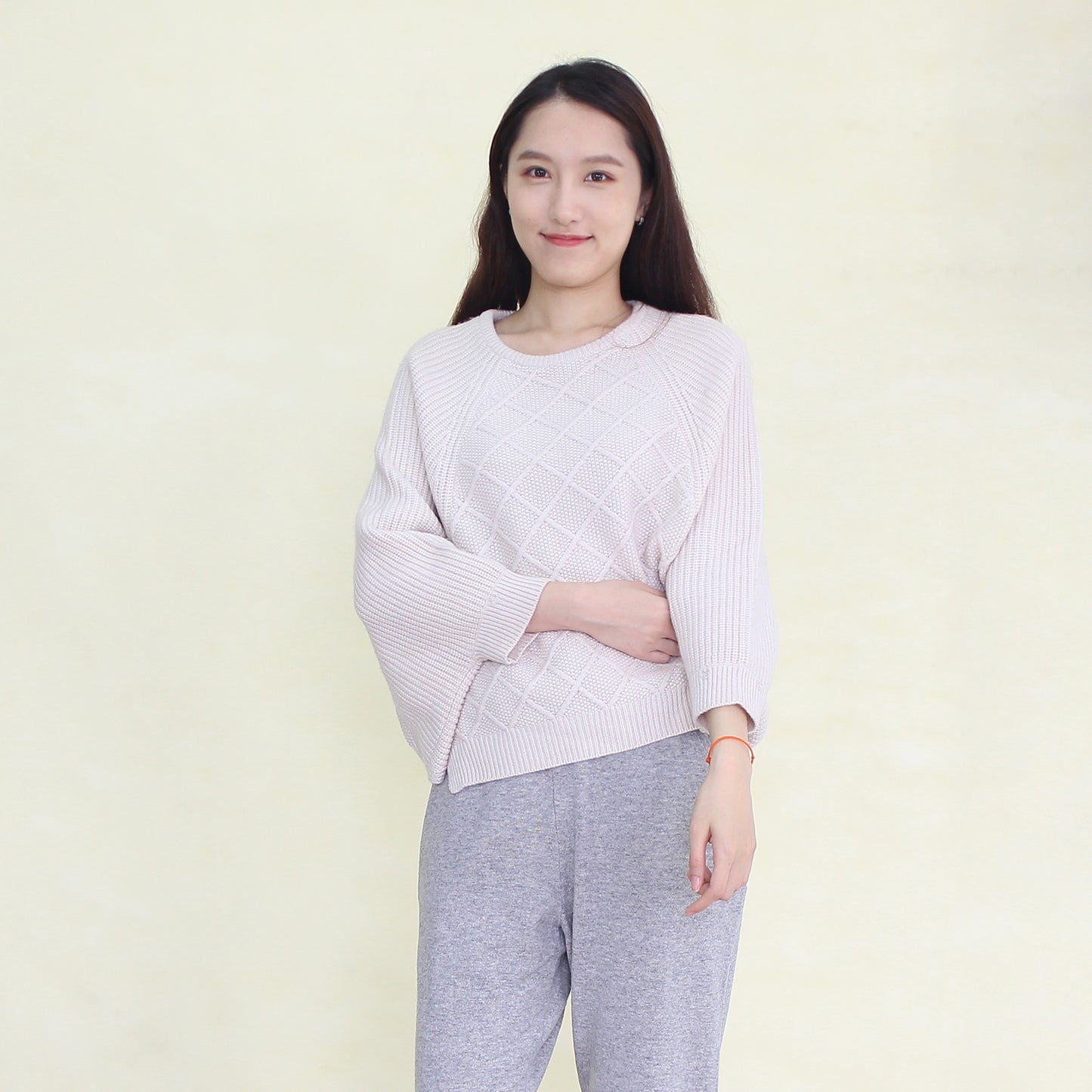Women's Cashmere pullover with mink collar