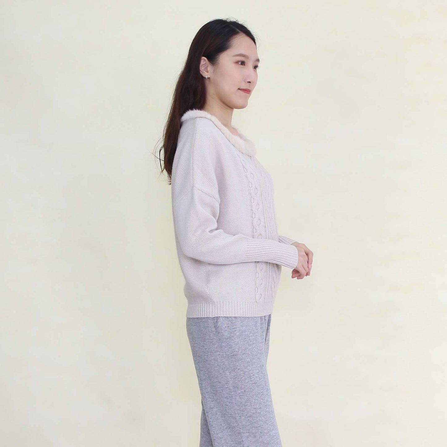 Women's cashmere pullover