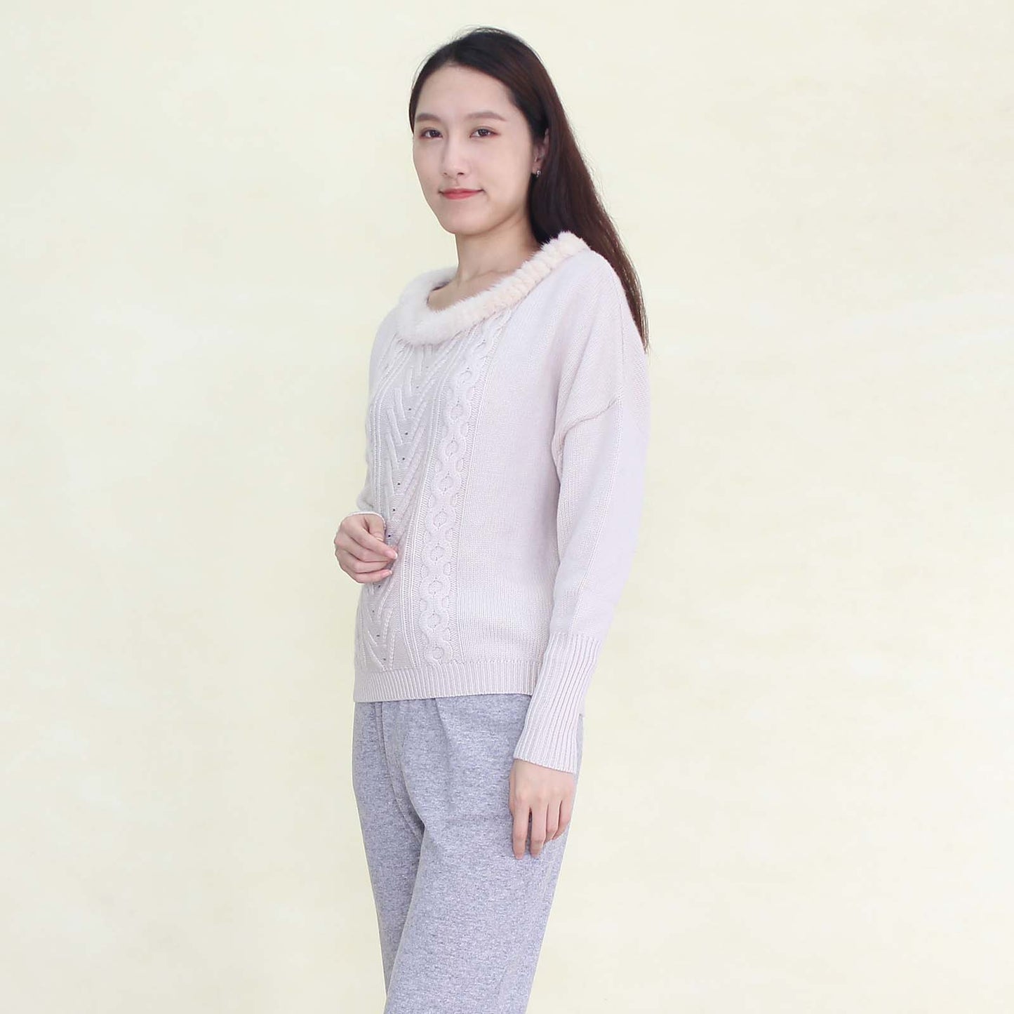Women's cashmere pullover