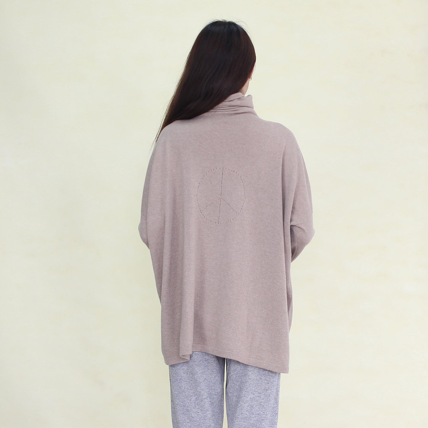 Women's cashmere pullover