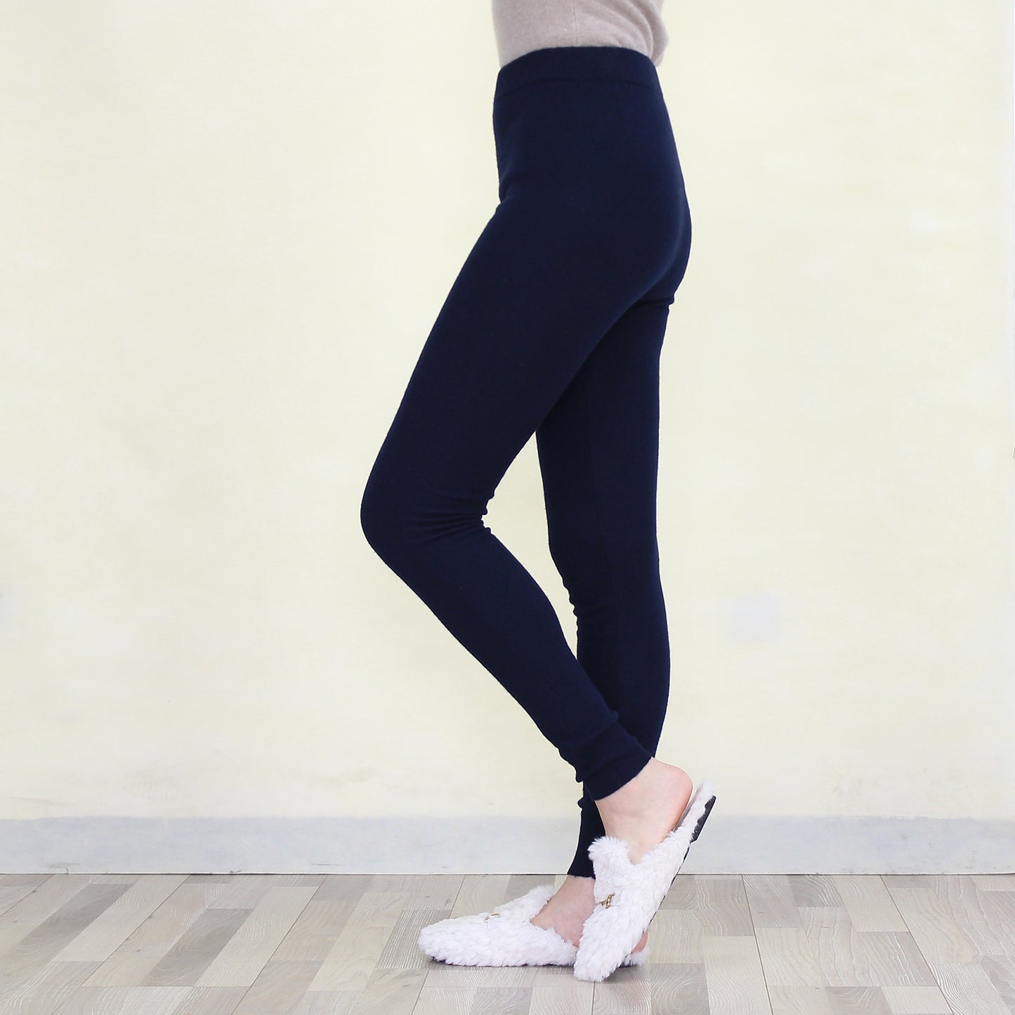 Women's cashmere pants