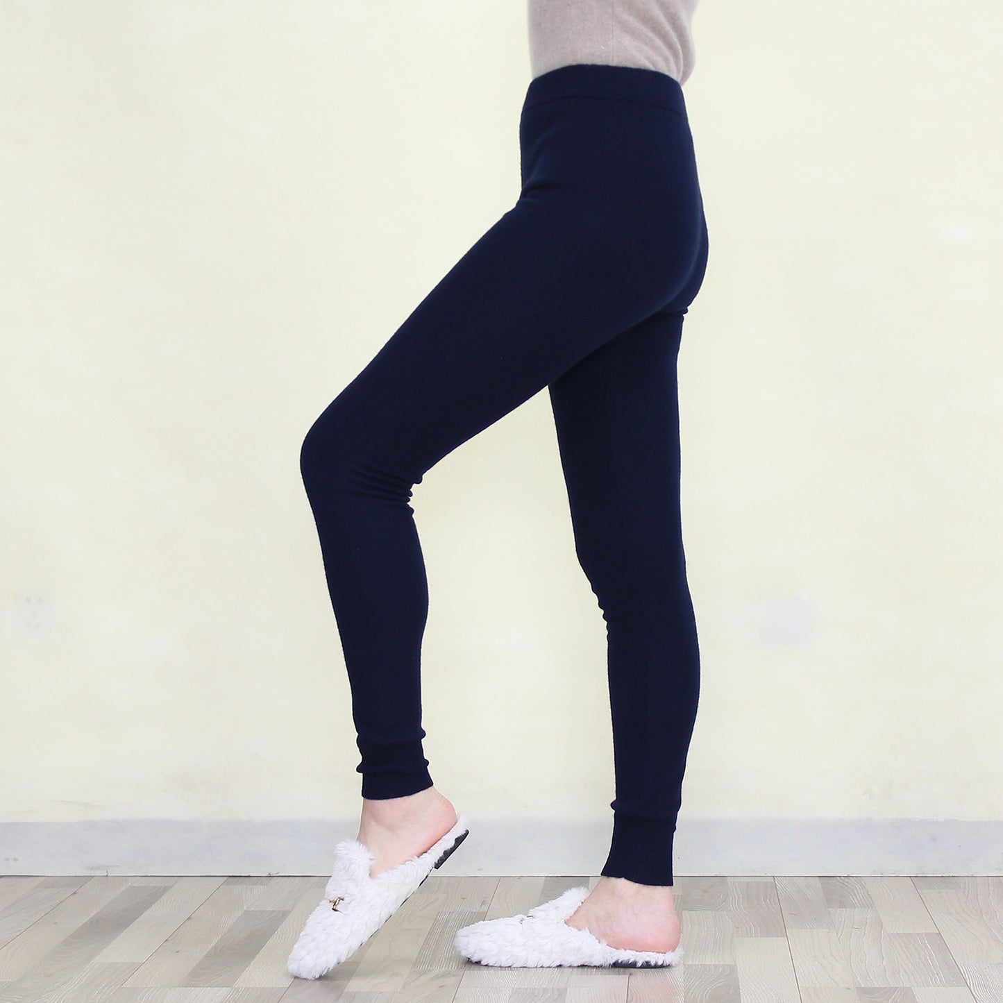 Women's cashmere pants