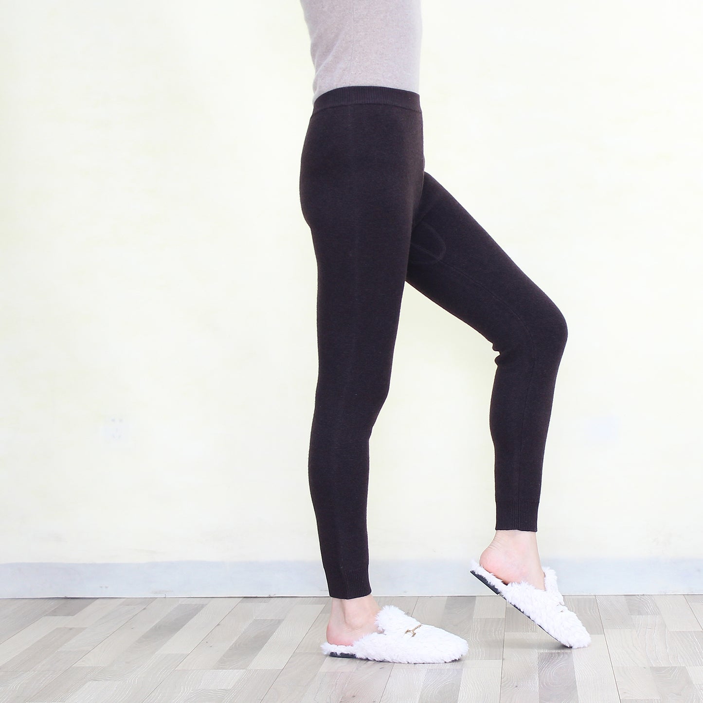 Women's cashmere pants