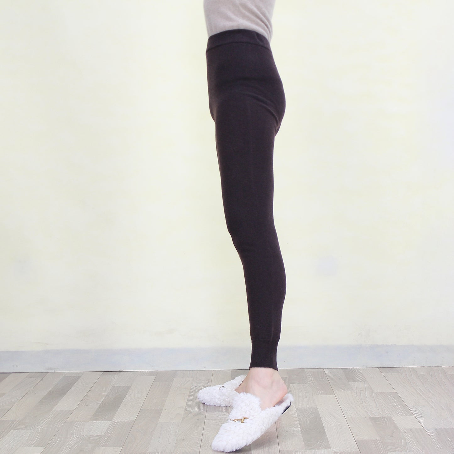 Women's cashmere pants