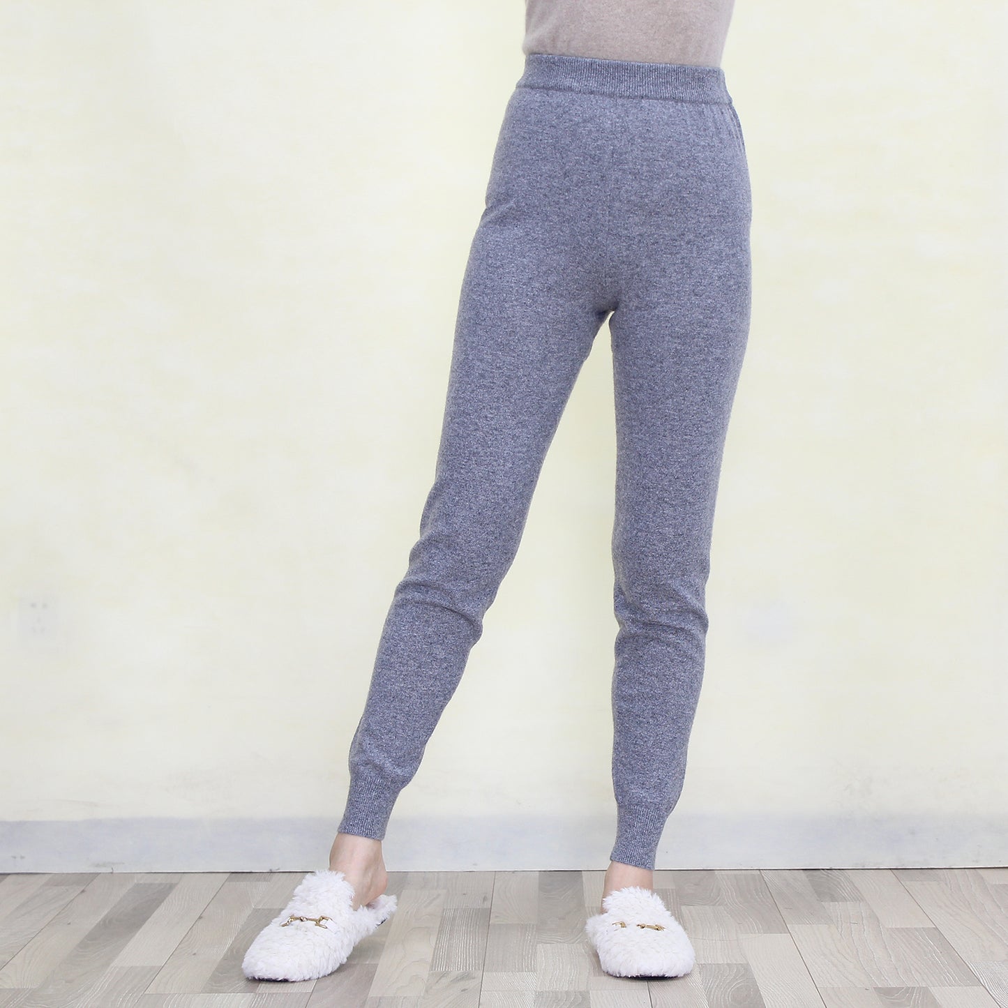 Women's cashmere pants