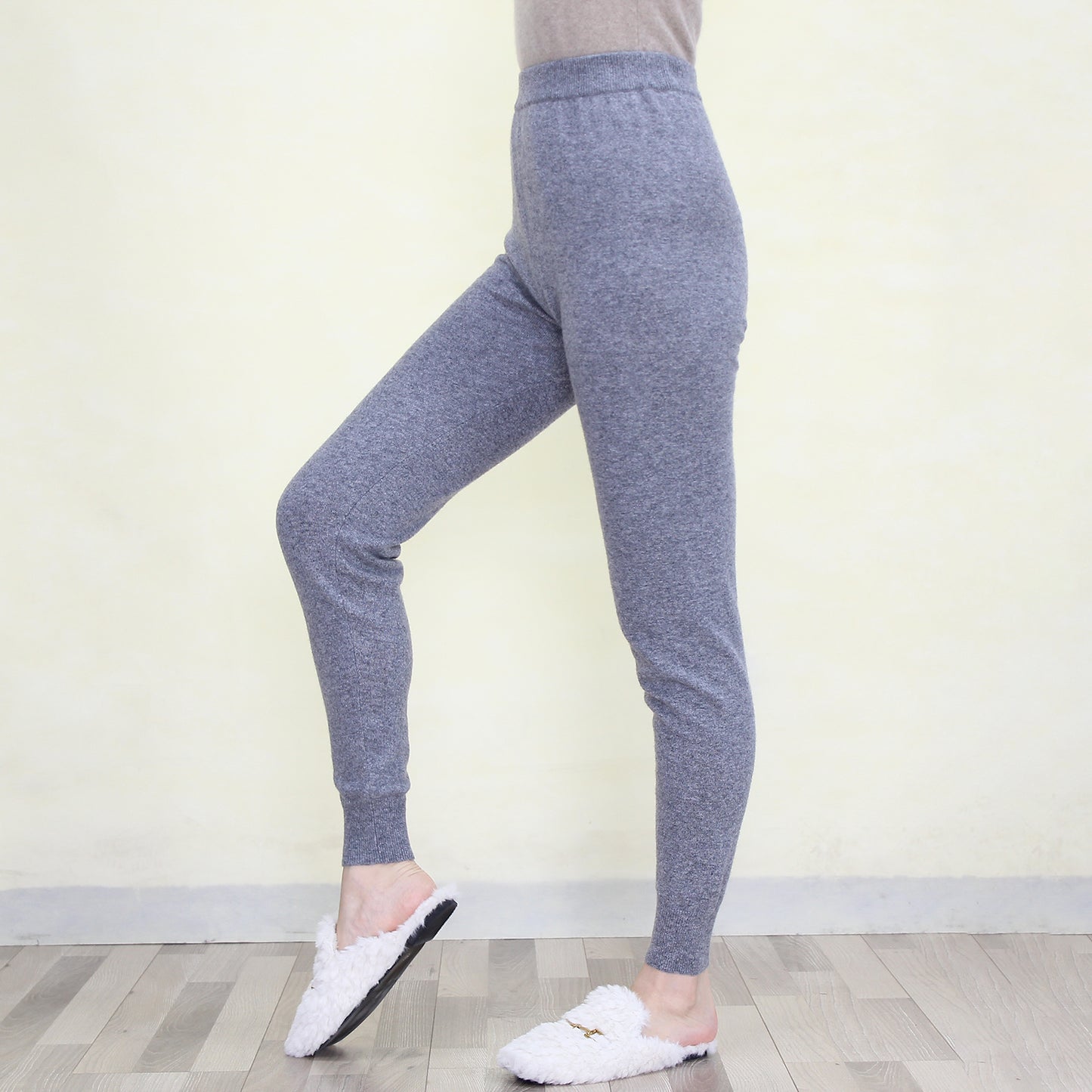 Women's cashmere pants