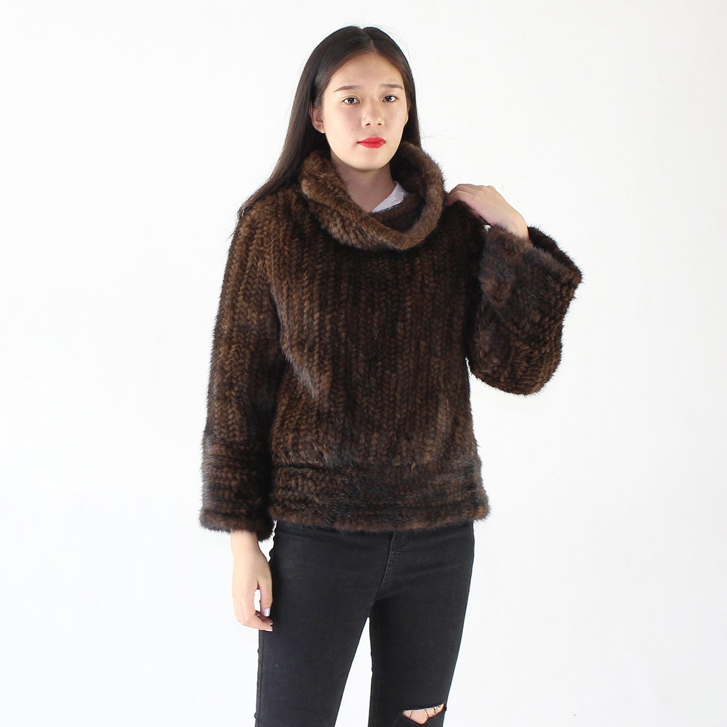 Women's knitted mink top